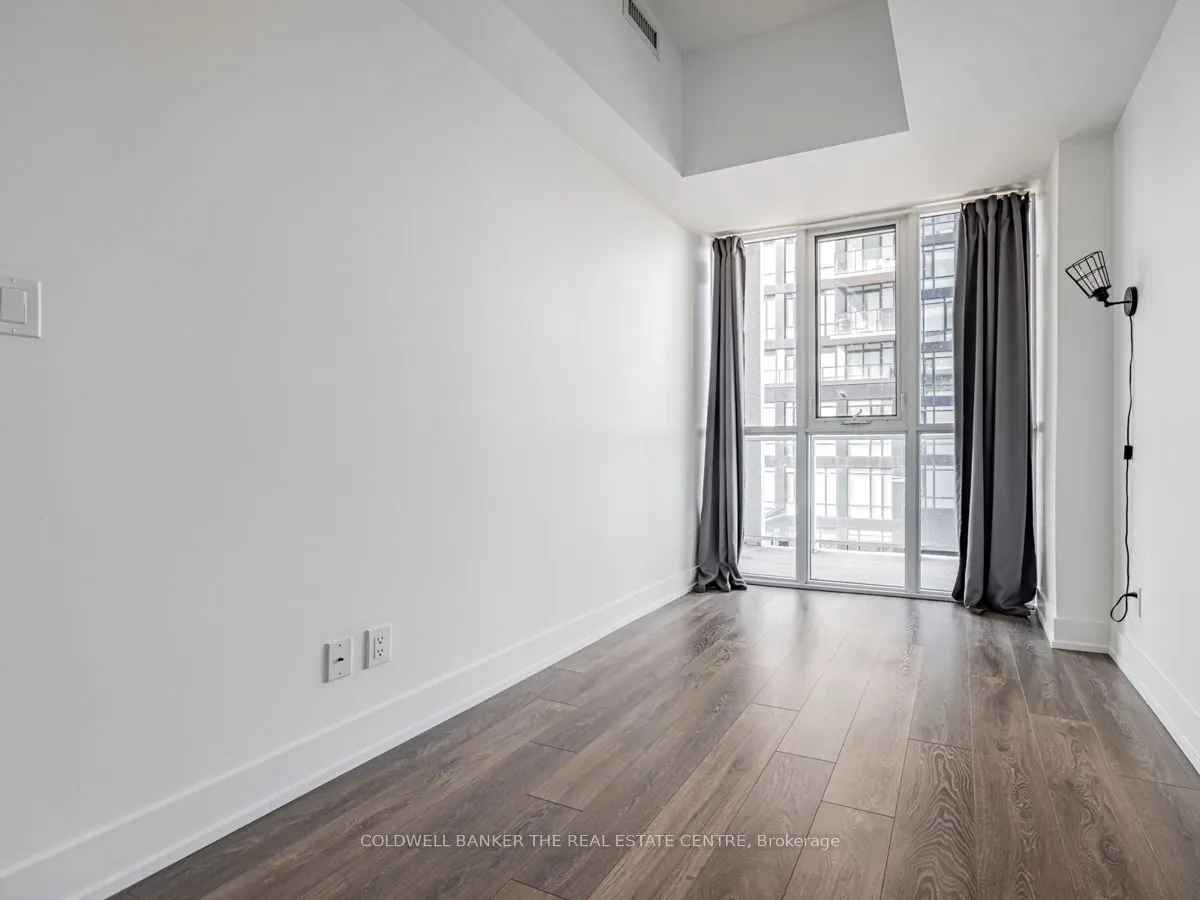 180 Fairview Mall Drive, #505