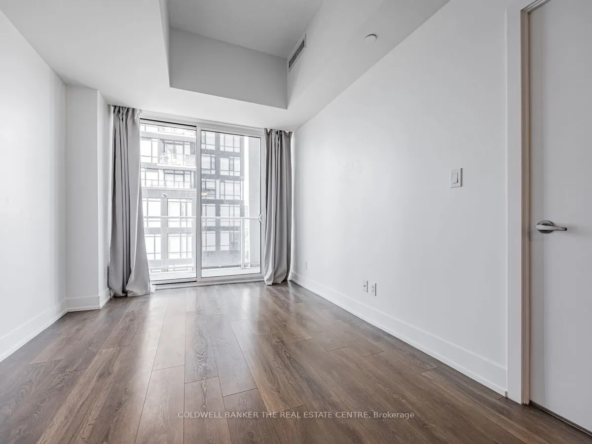 180 Fairview Mall Drive, #505