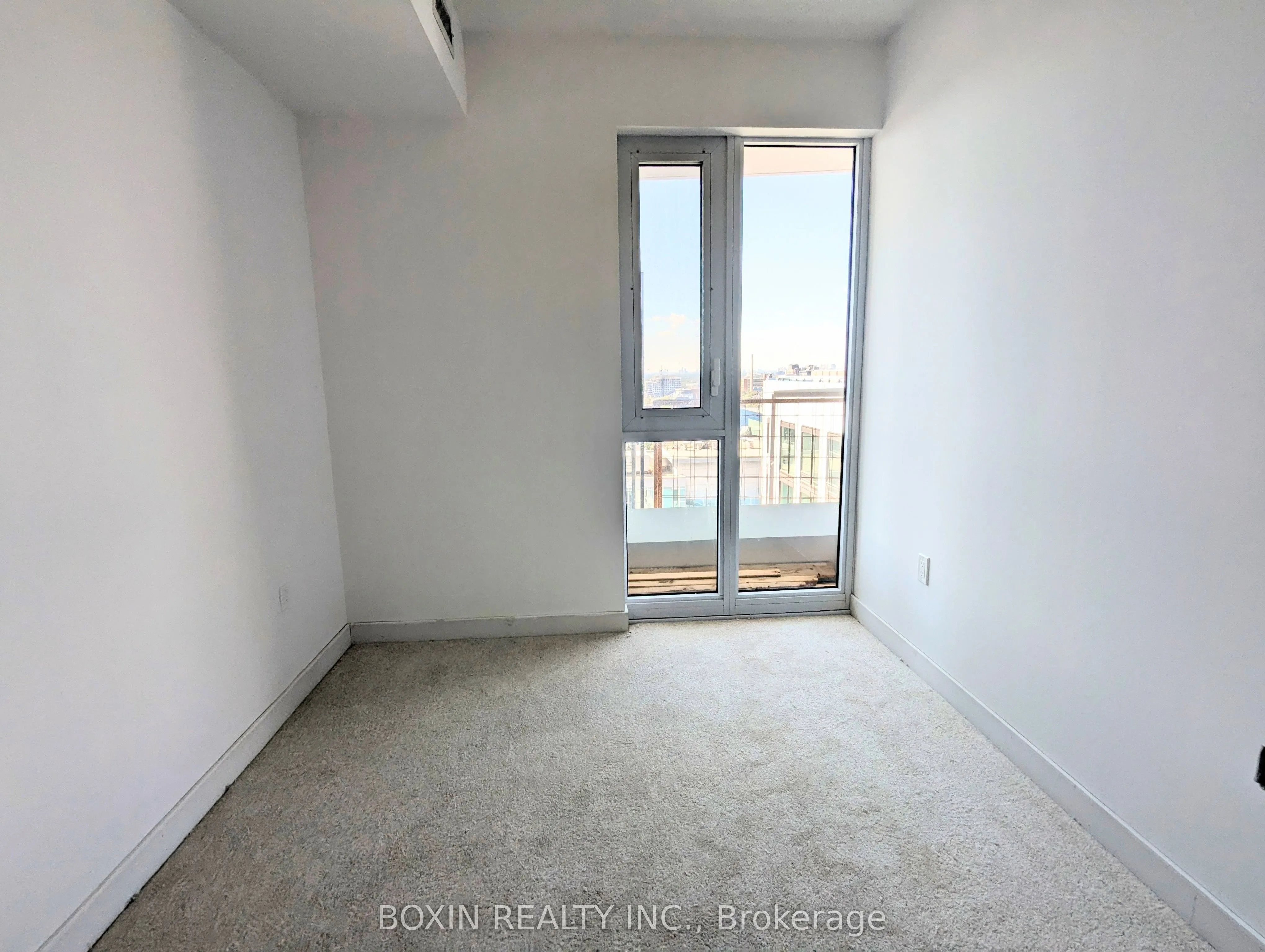 230 Simcoe Street, #1819
