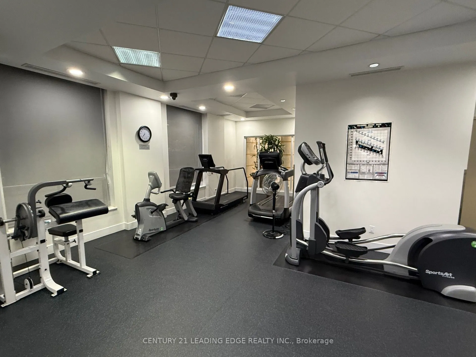 123 Eglinton Avenue E, #502