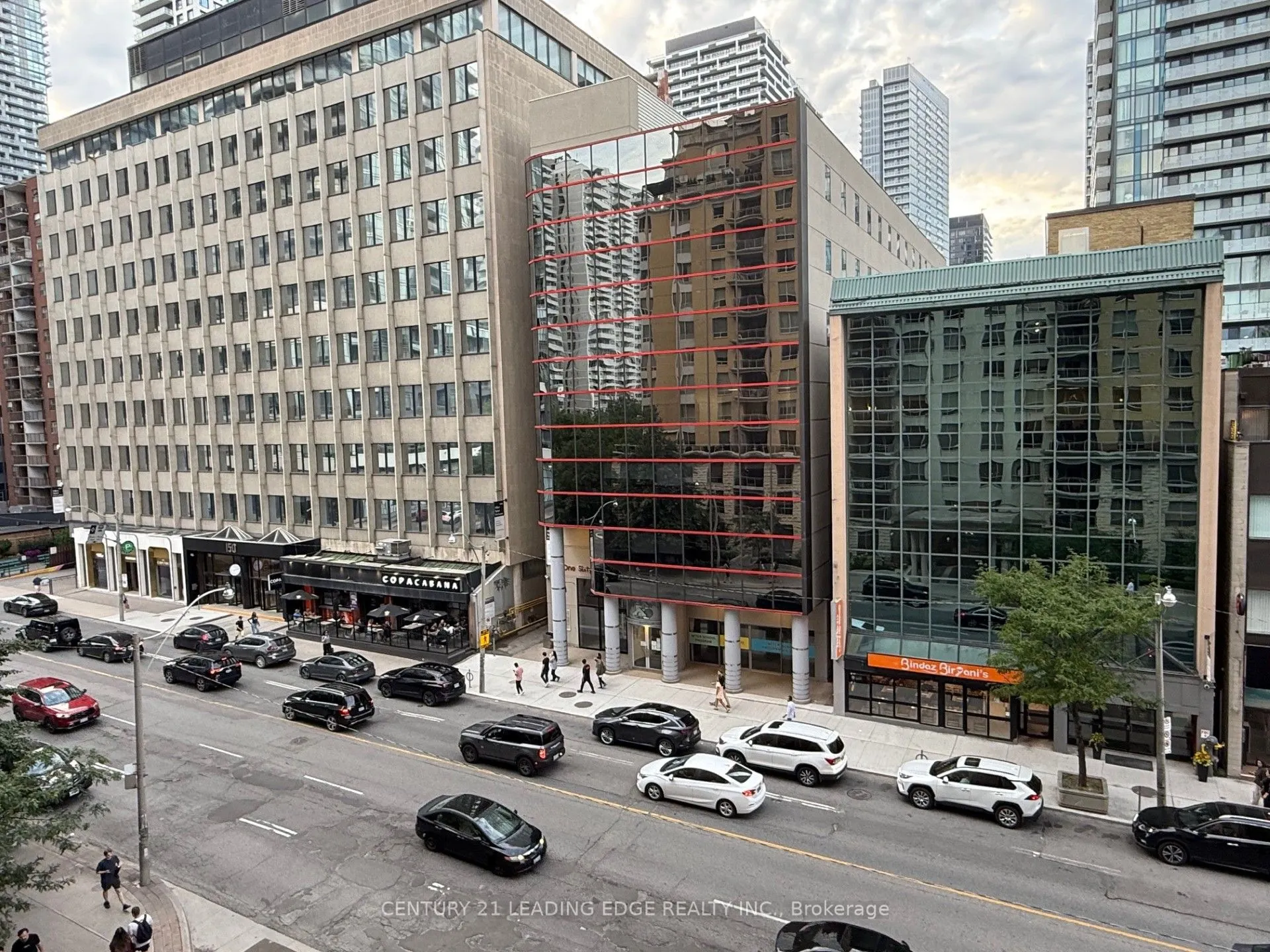 123 Eglinton Avenue E, #502