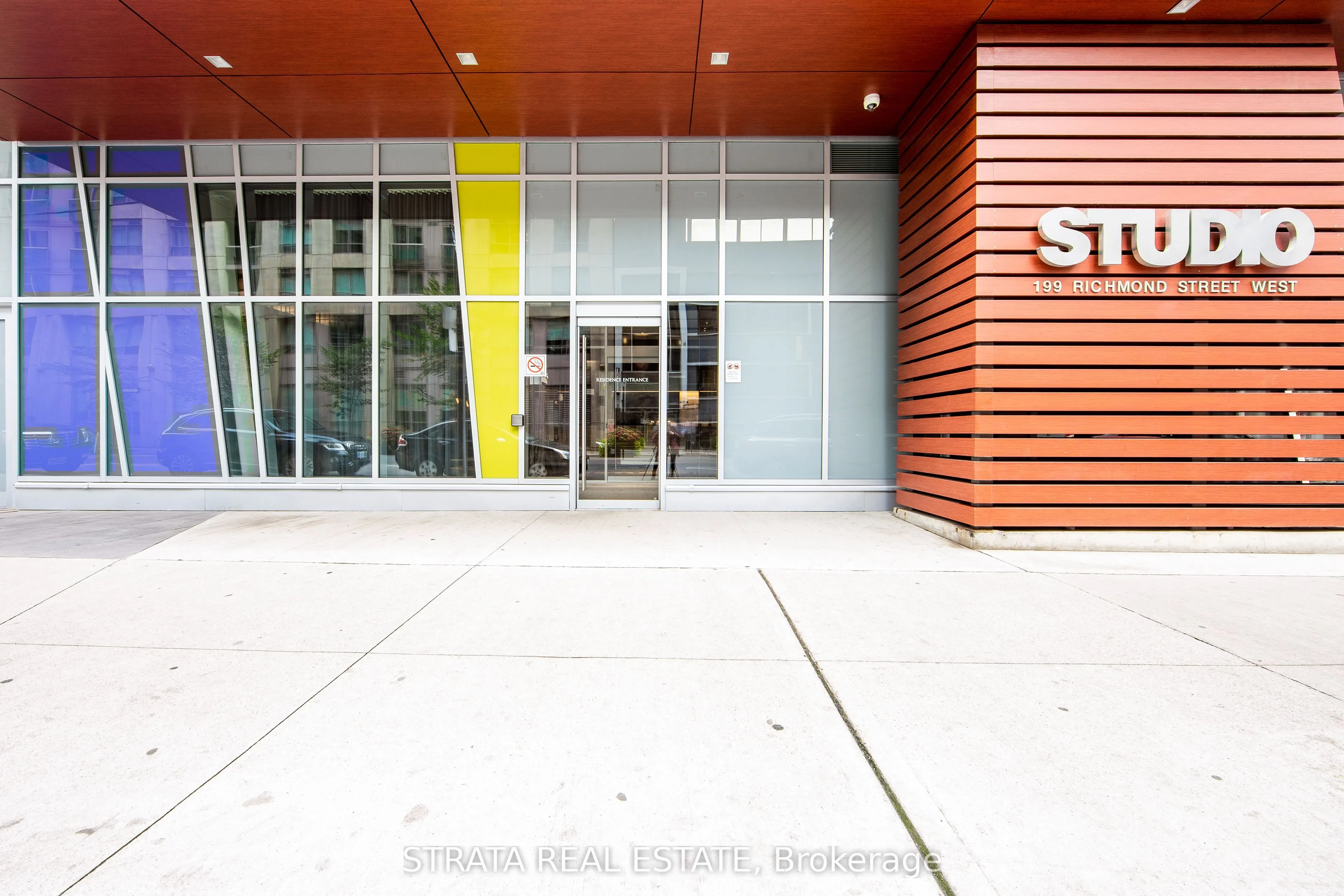 199 Richmond Street W, #815