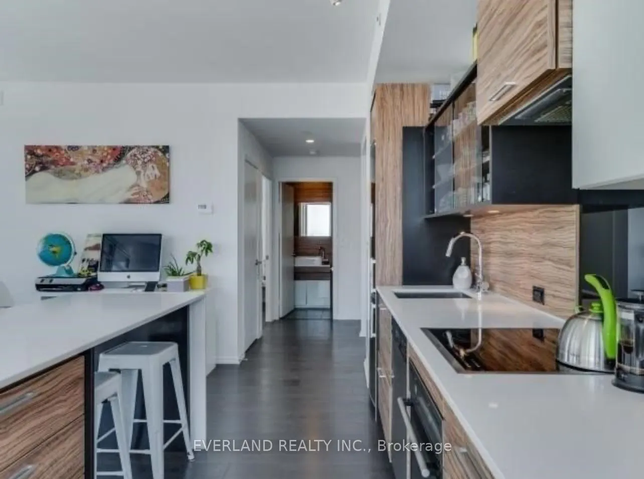 75 St Nicholas Street, #2707