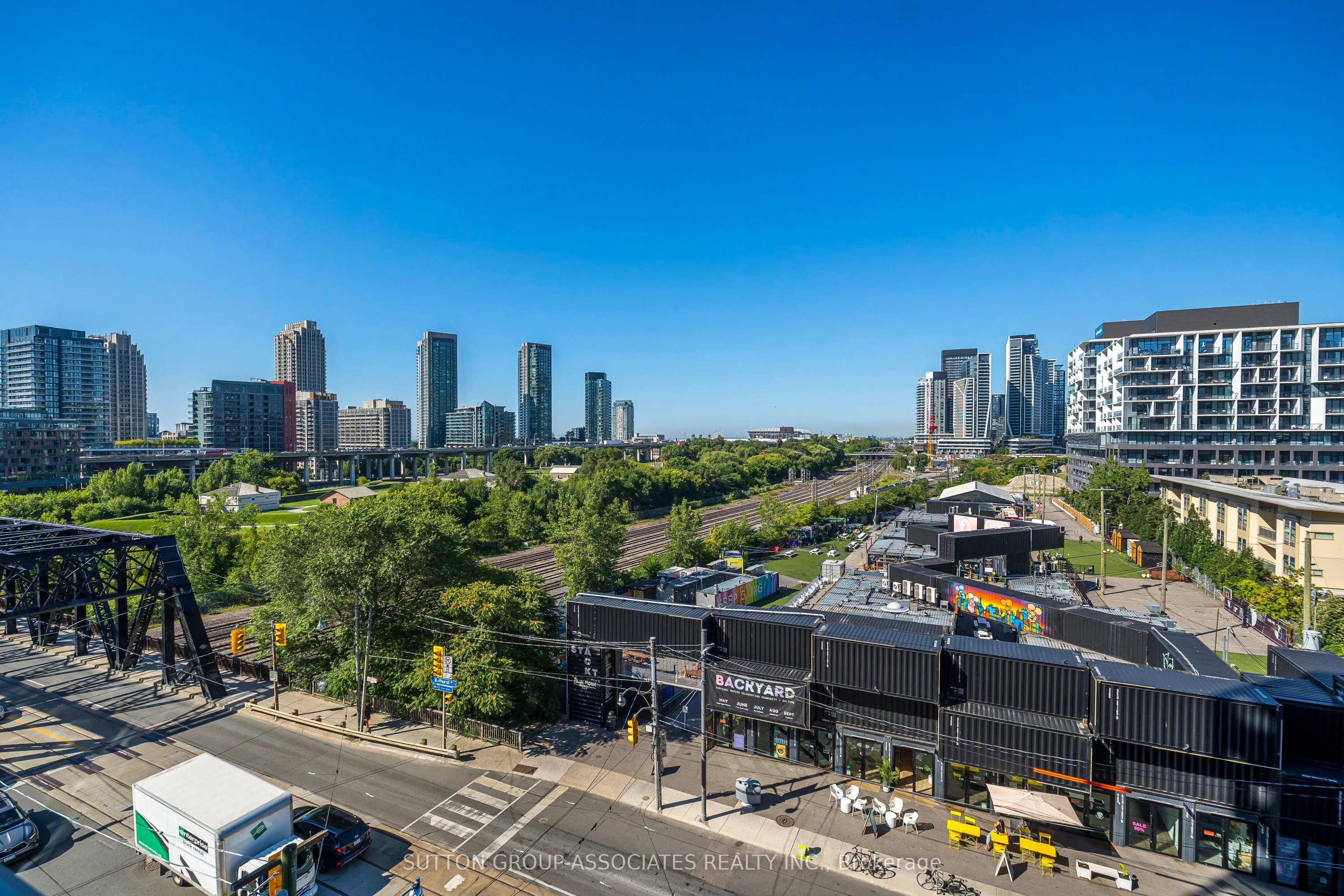 27 Bathurst Street, #508W