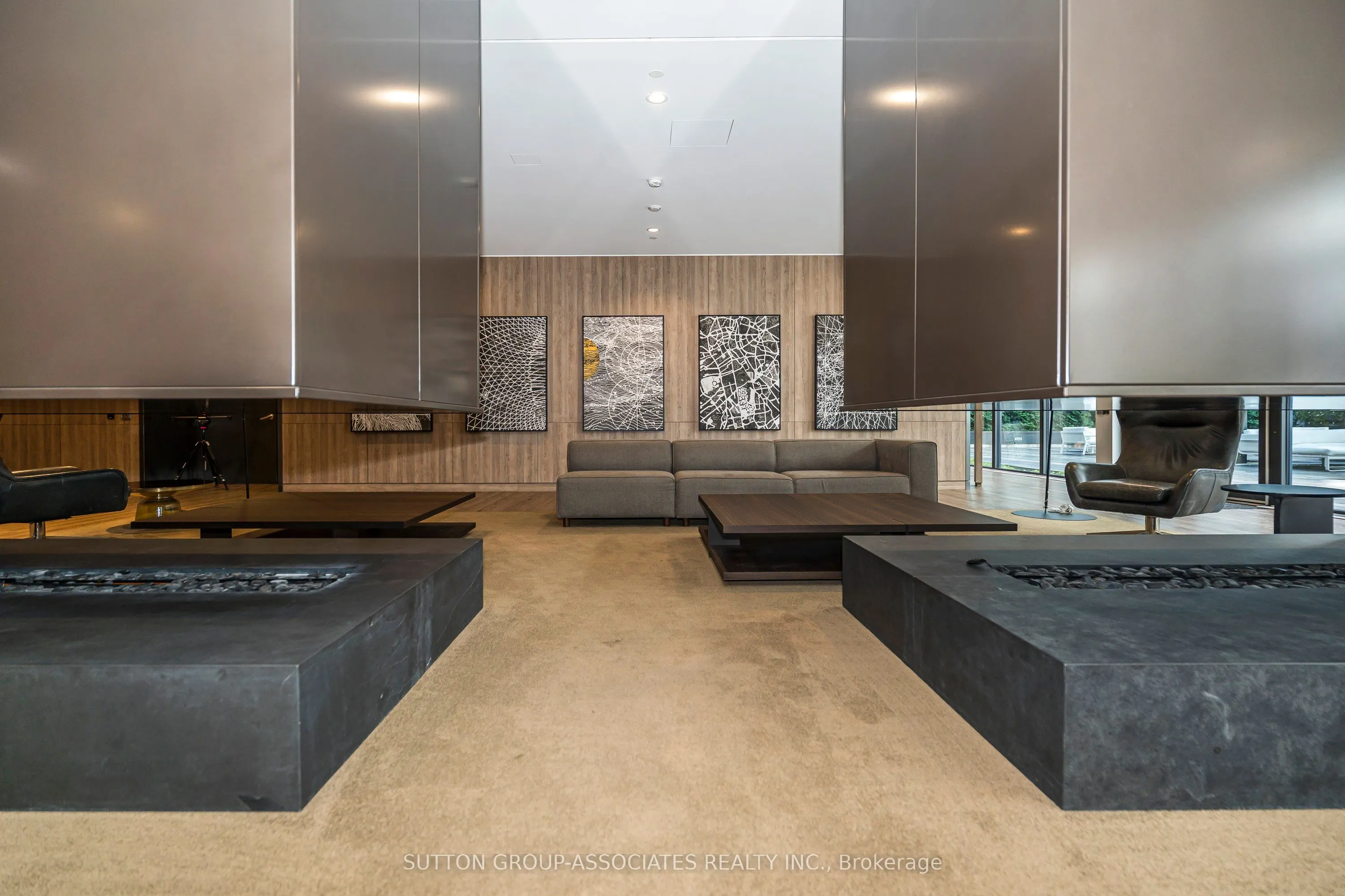 27 Bathurst Street, #508W