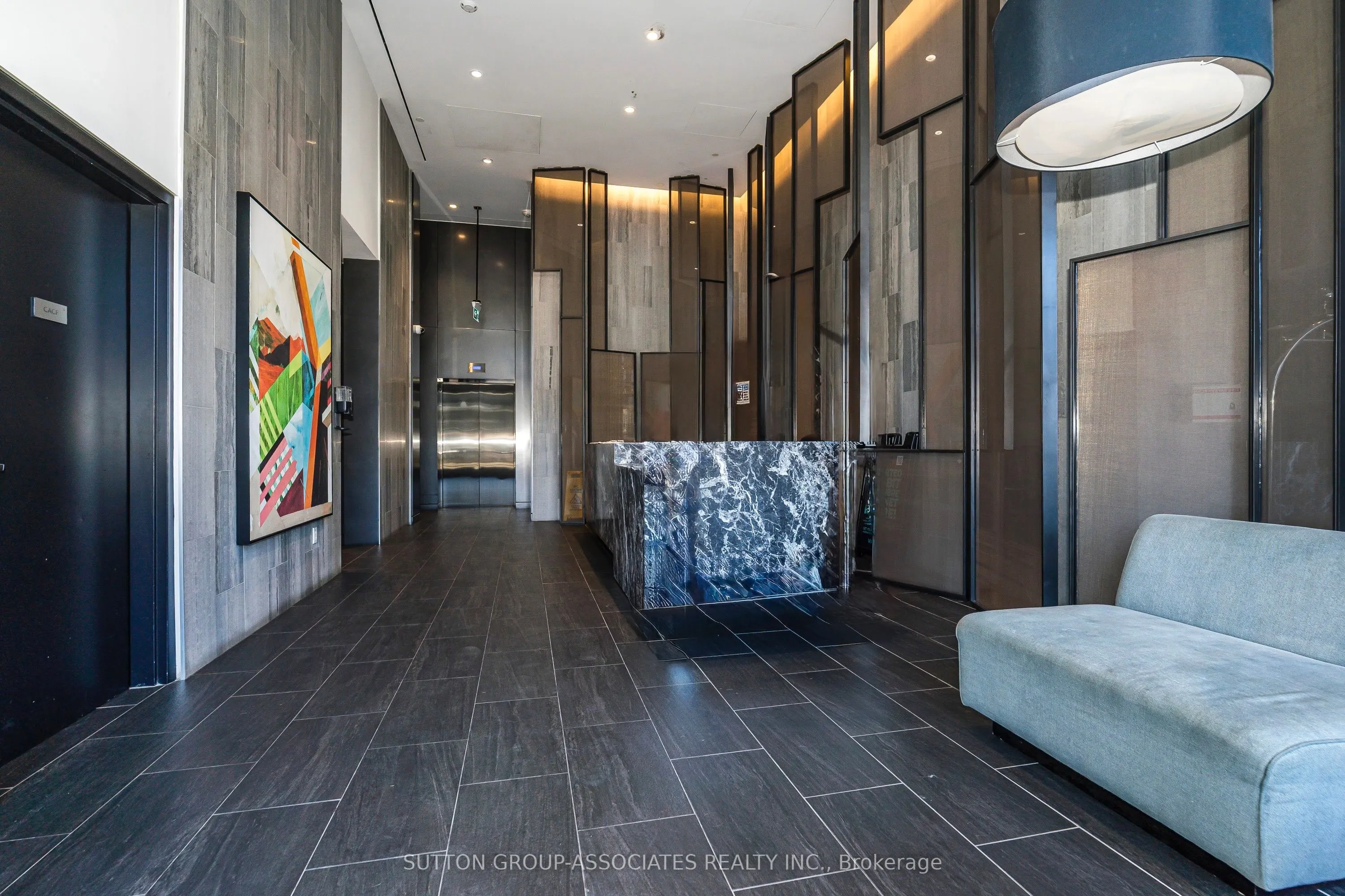 27 Bathurst Street, #508W