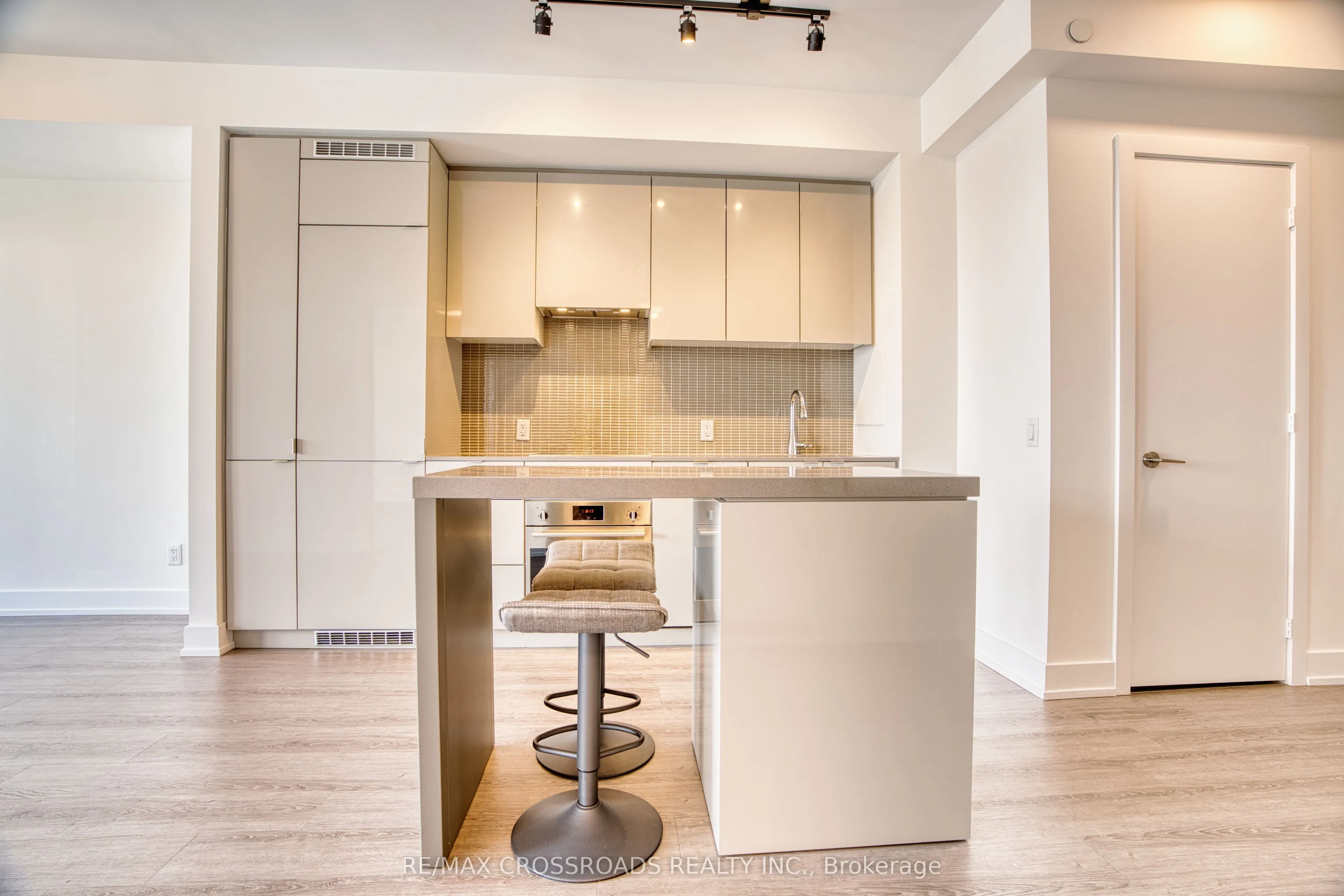 7 Grenville Street, #2906