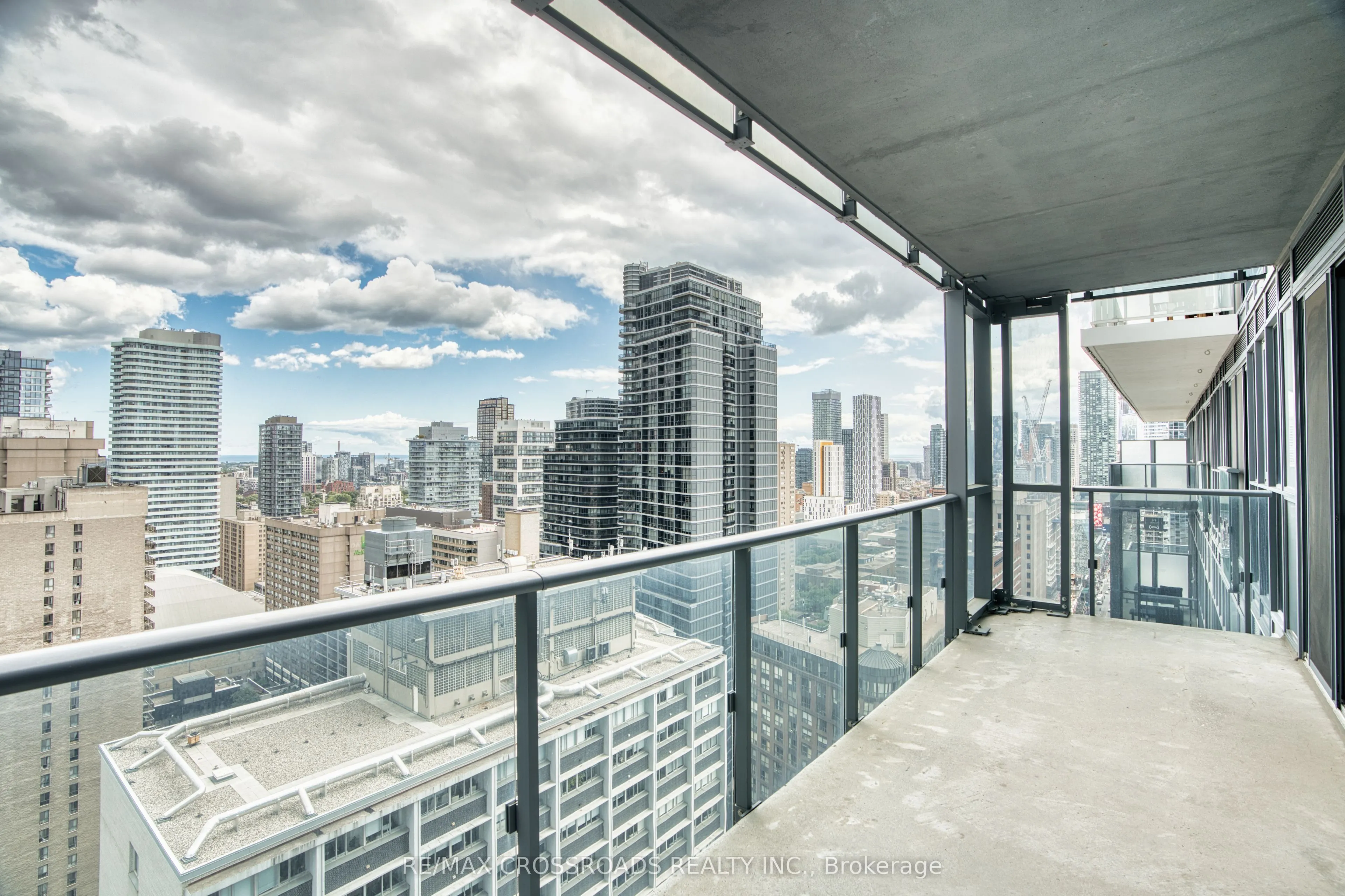7 Grenville Street, #2906