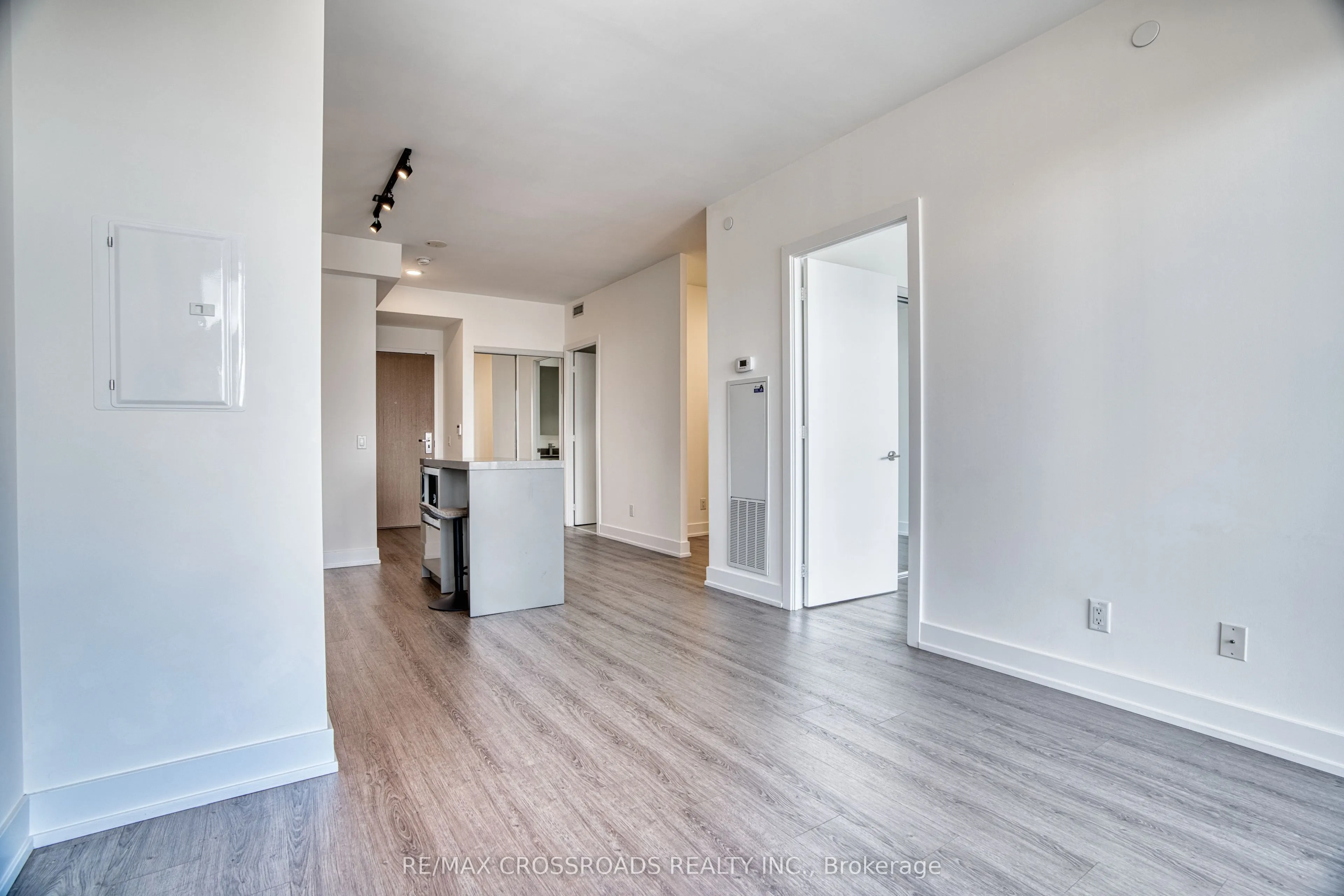 7 Grenville Street, #2906