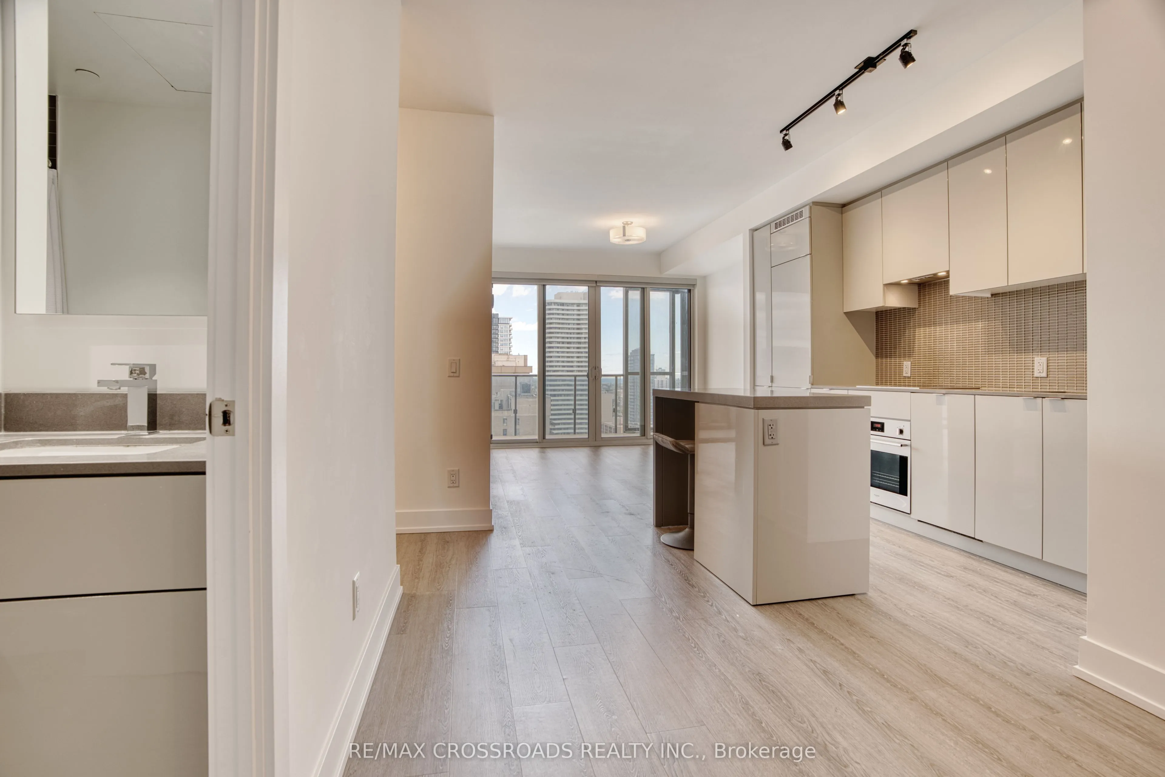 7 Grenville Street, #2906