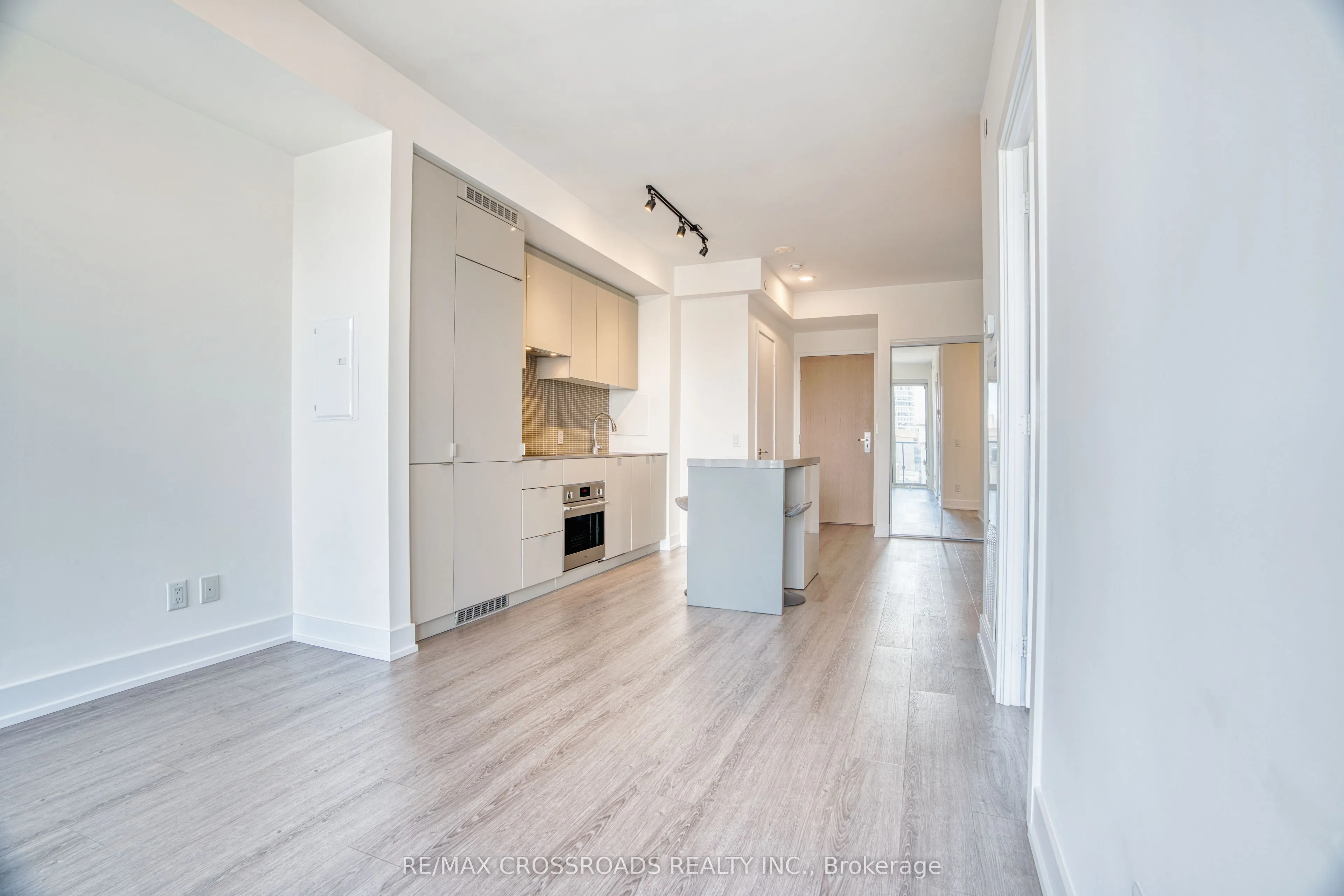 7 Grenville Street, #2906