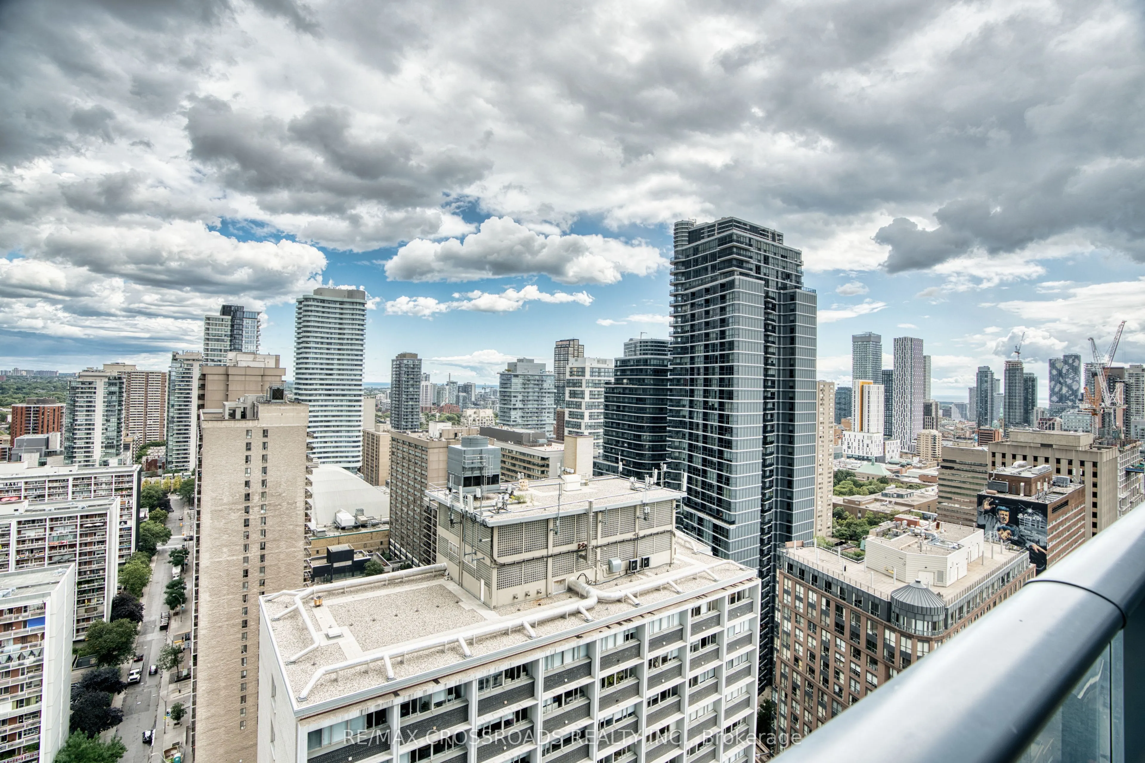 7 Grenville Street, #2906