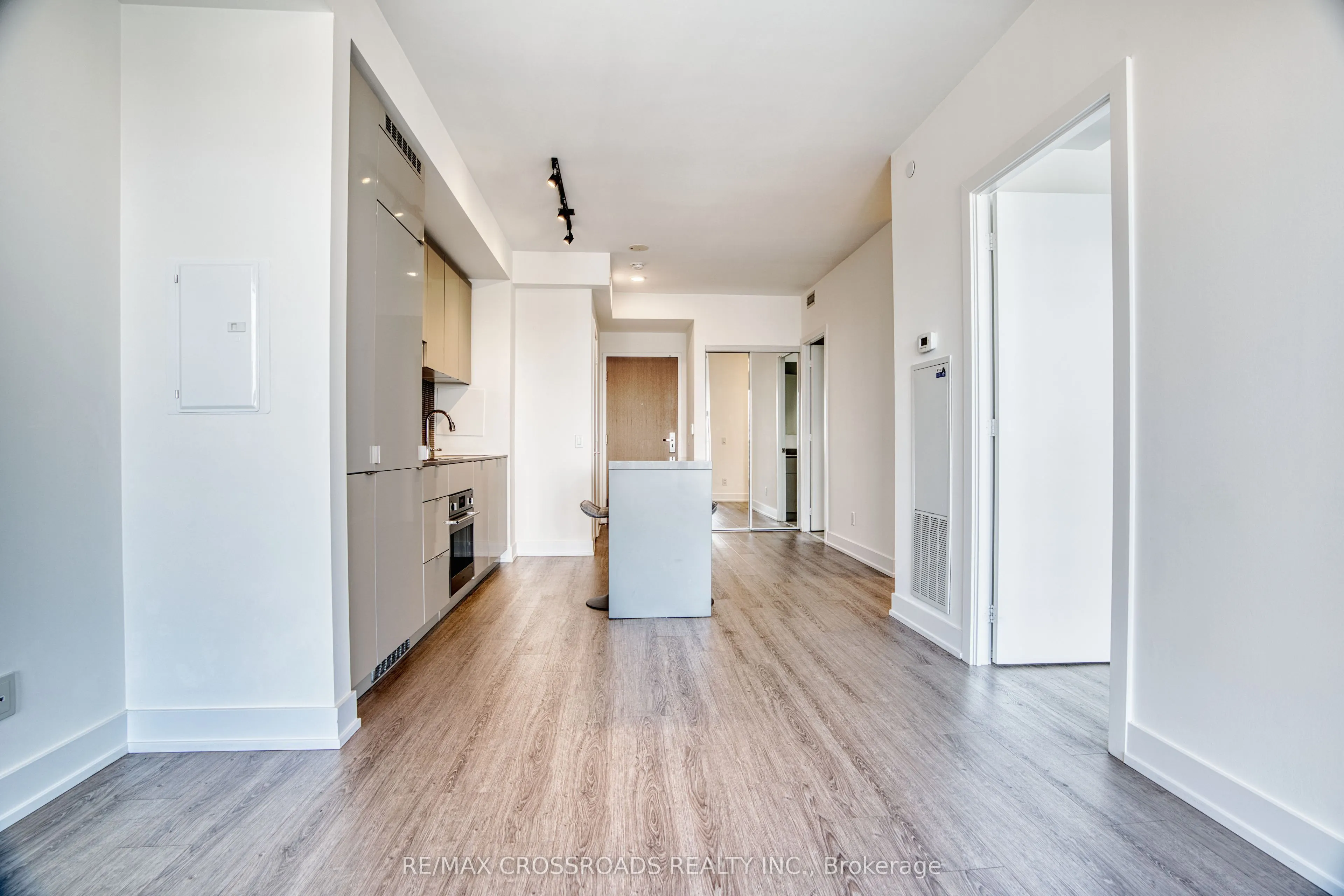 7 Grenville Street, #2906