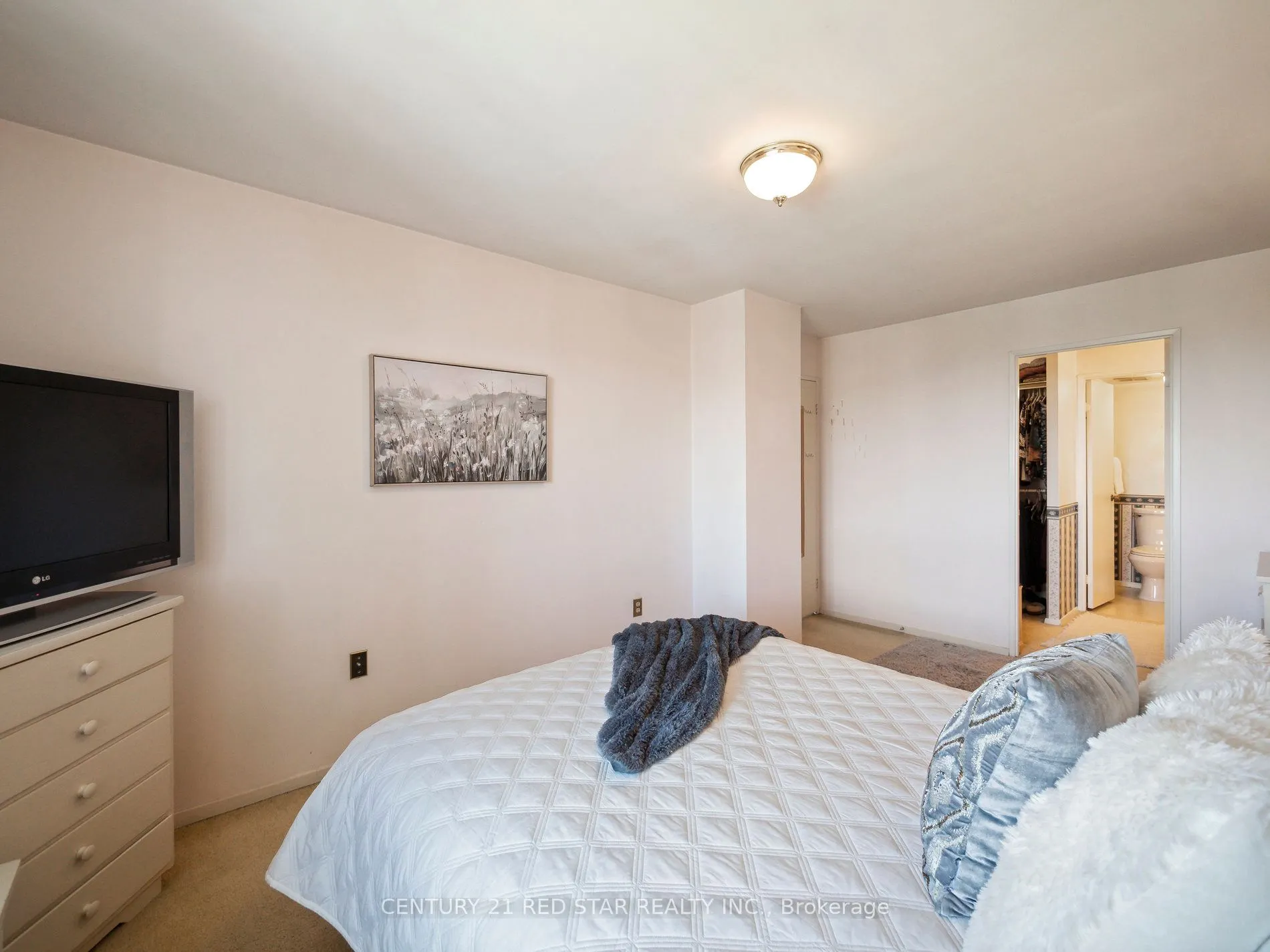 4001 Don Mills Road, #332
