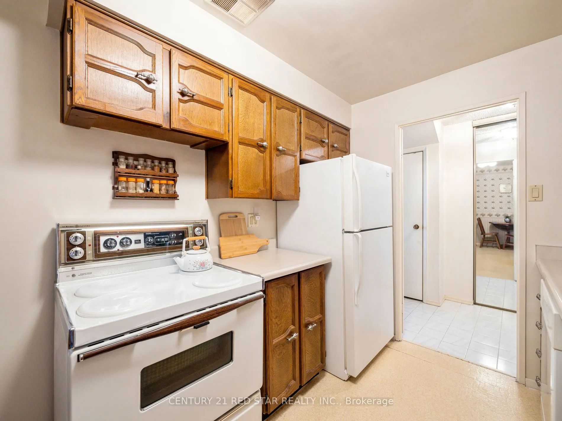 4001 Don Mills Road, #332