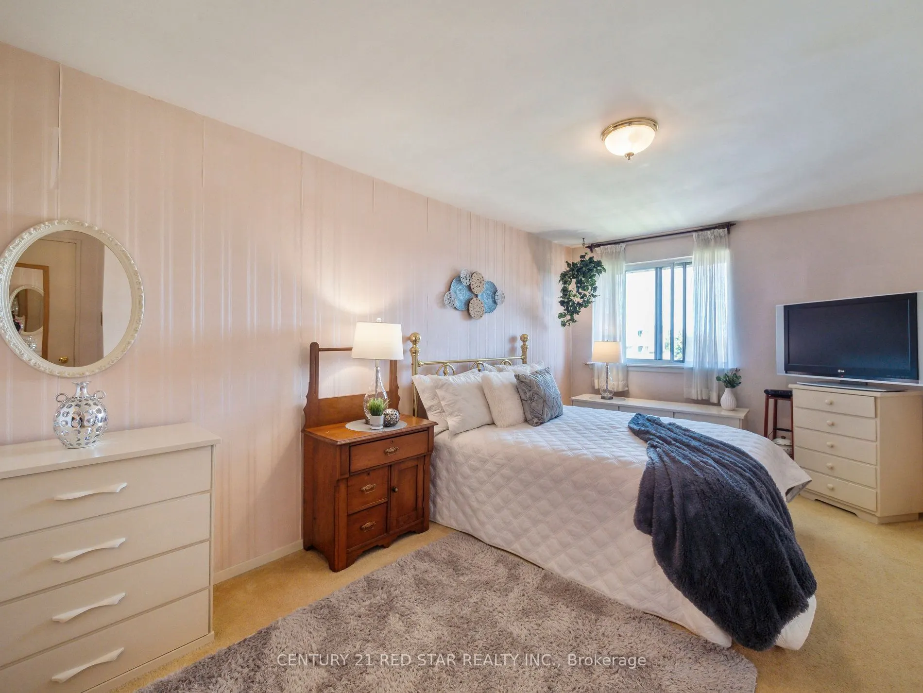 4001 Don Mills Road, #332