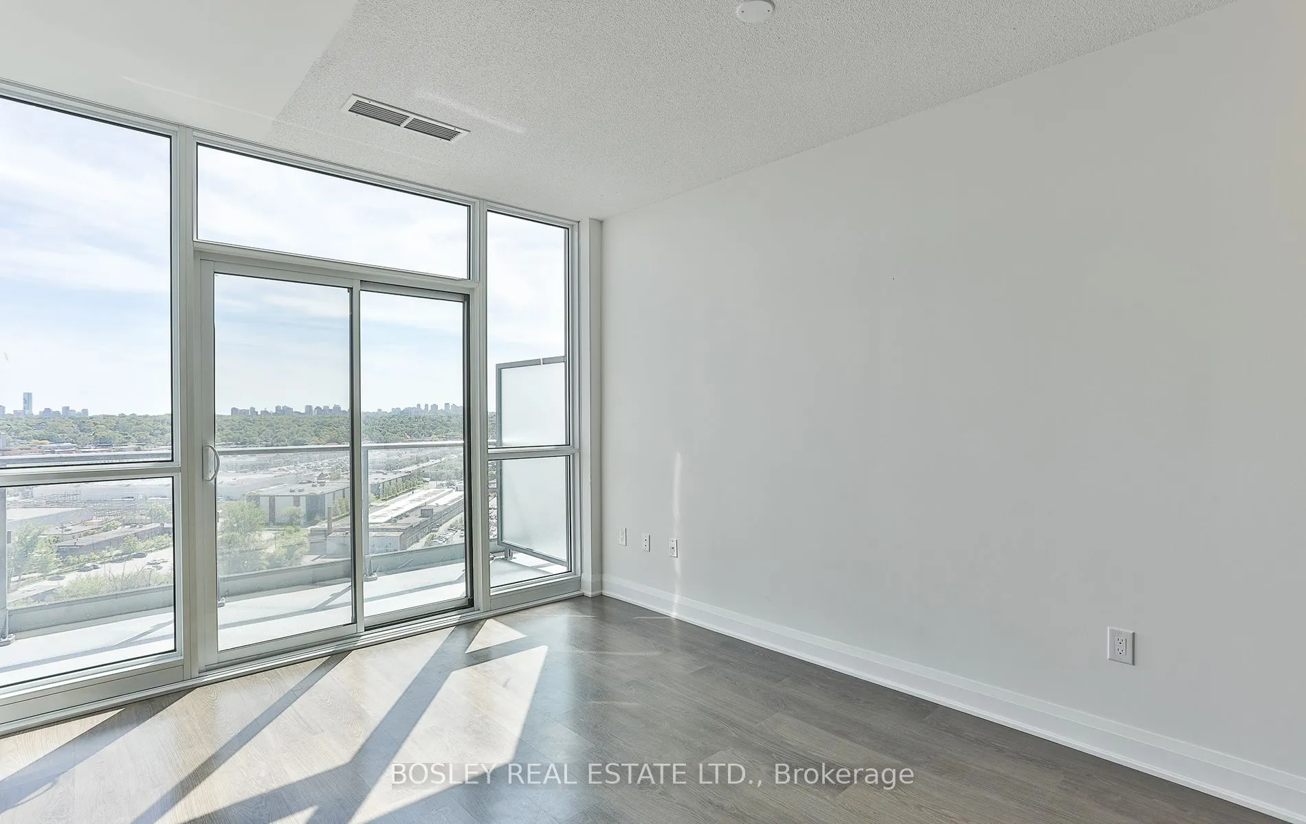 160 Vanderhoof Avenue, #PH08
