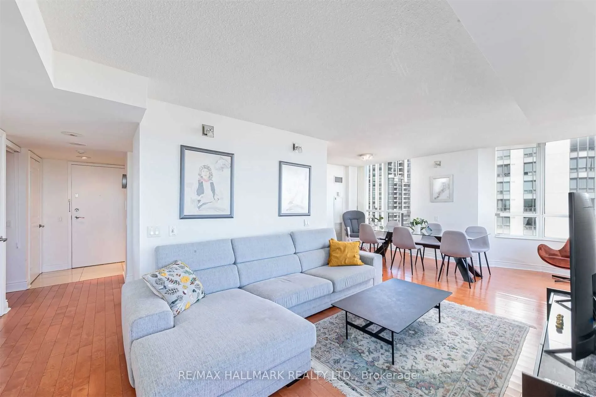 15 Northtown Way, #2219