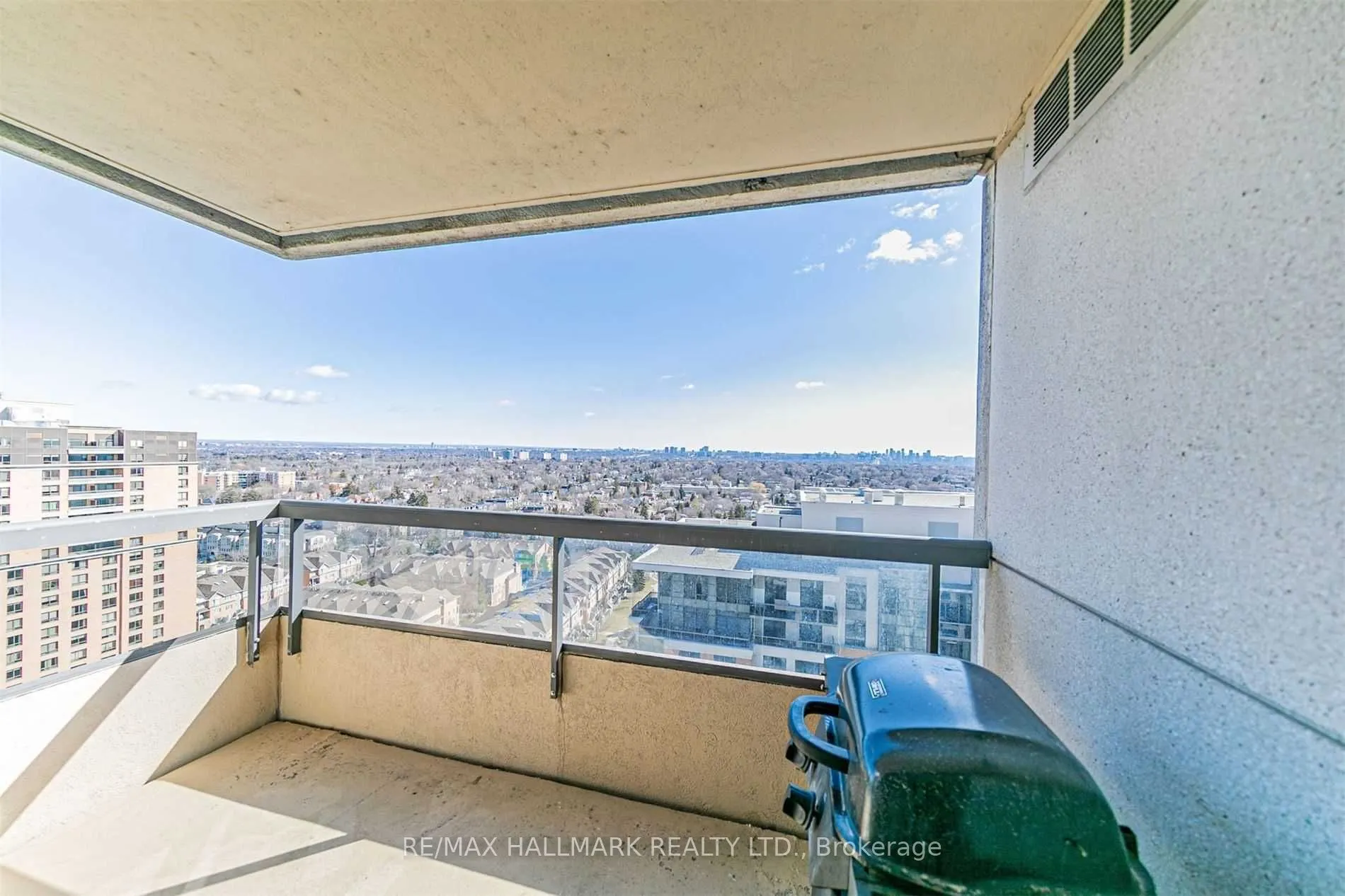 15 Northtown Way, #2219