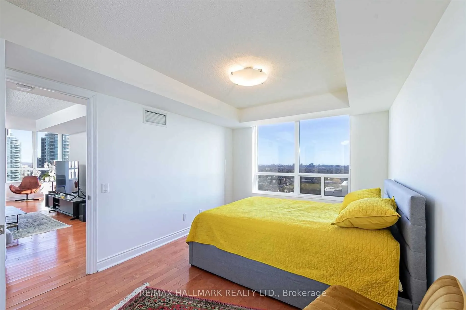15 Northtown Way, #2219