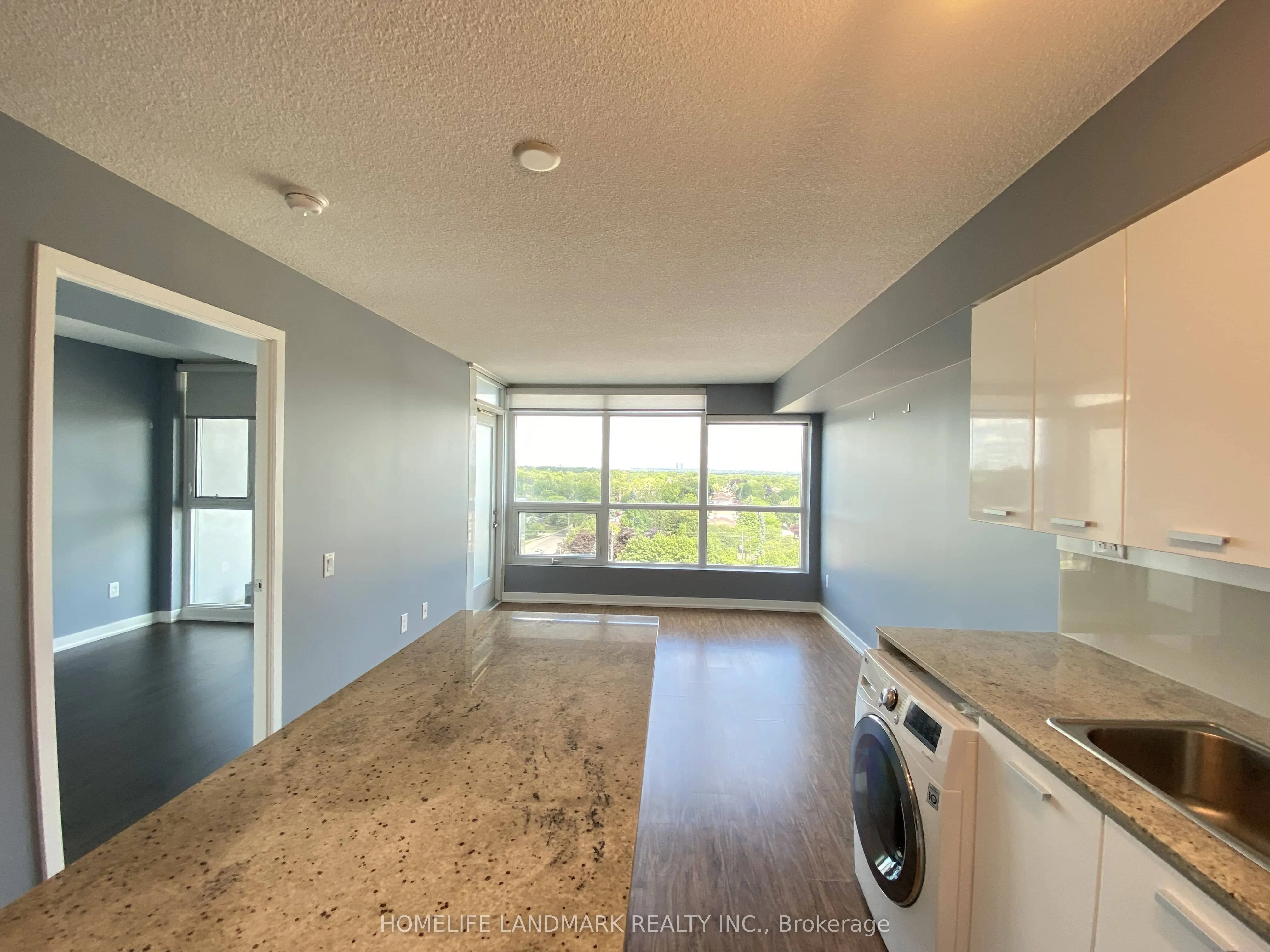 15 Singer Court, #1107