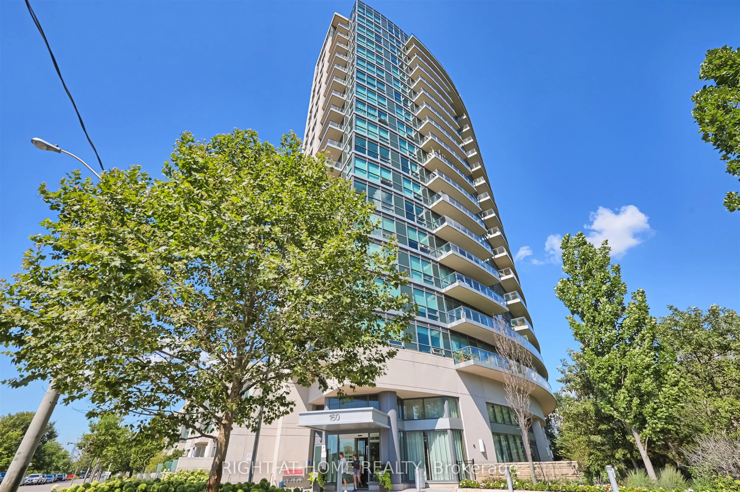 160 Vanderhoof Avenue, #1018