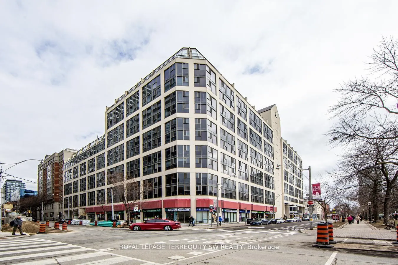 222 The Esplanade, #933