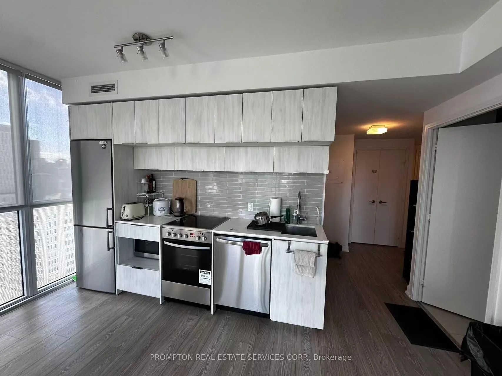 181 Dundas Street E, #2610