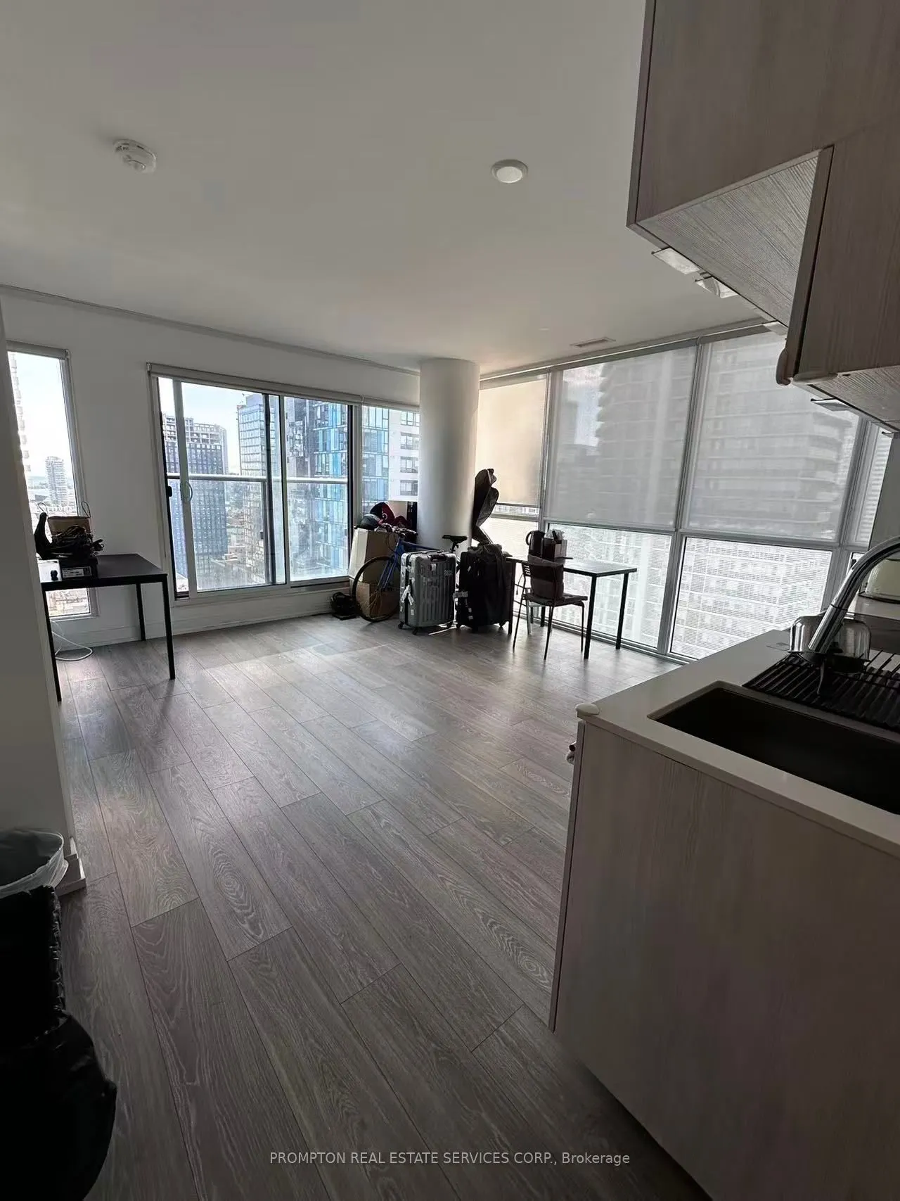 181 Dundas Street E, #2610