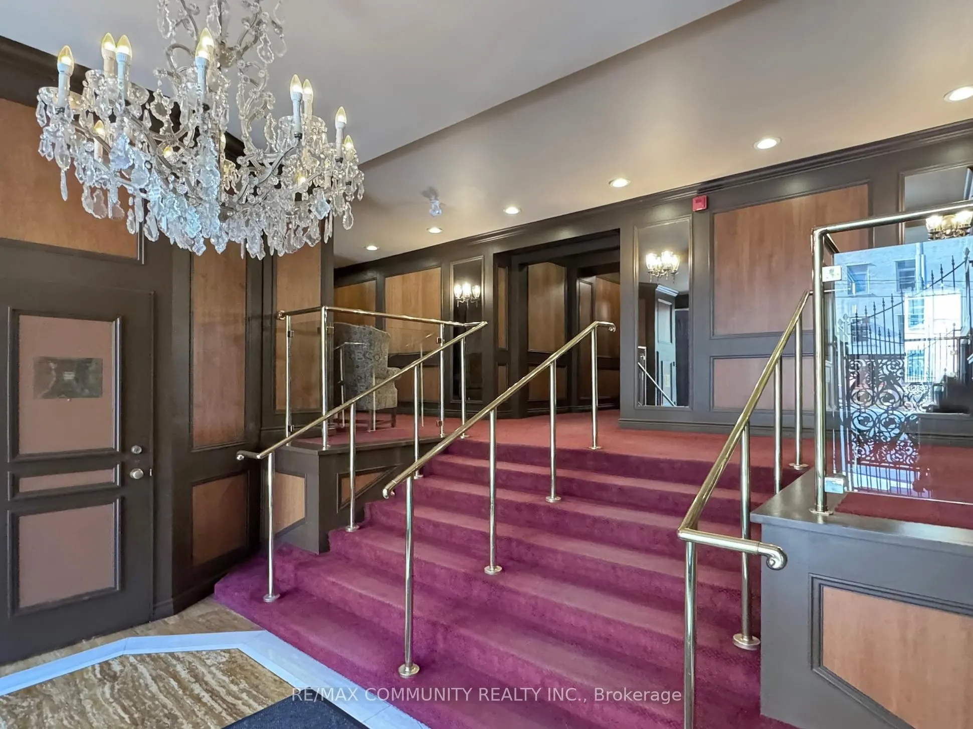 740 Eglinton Avenue W, #309