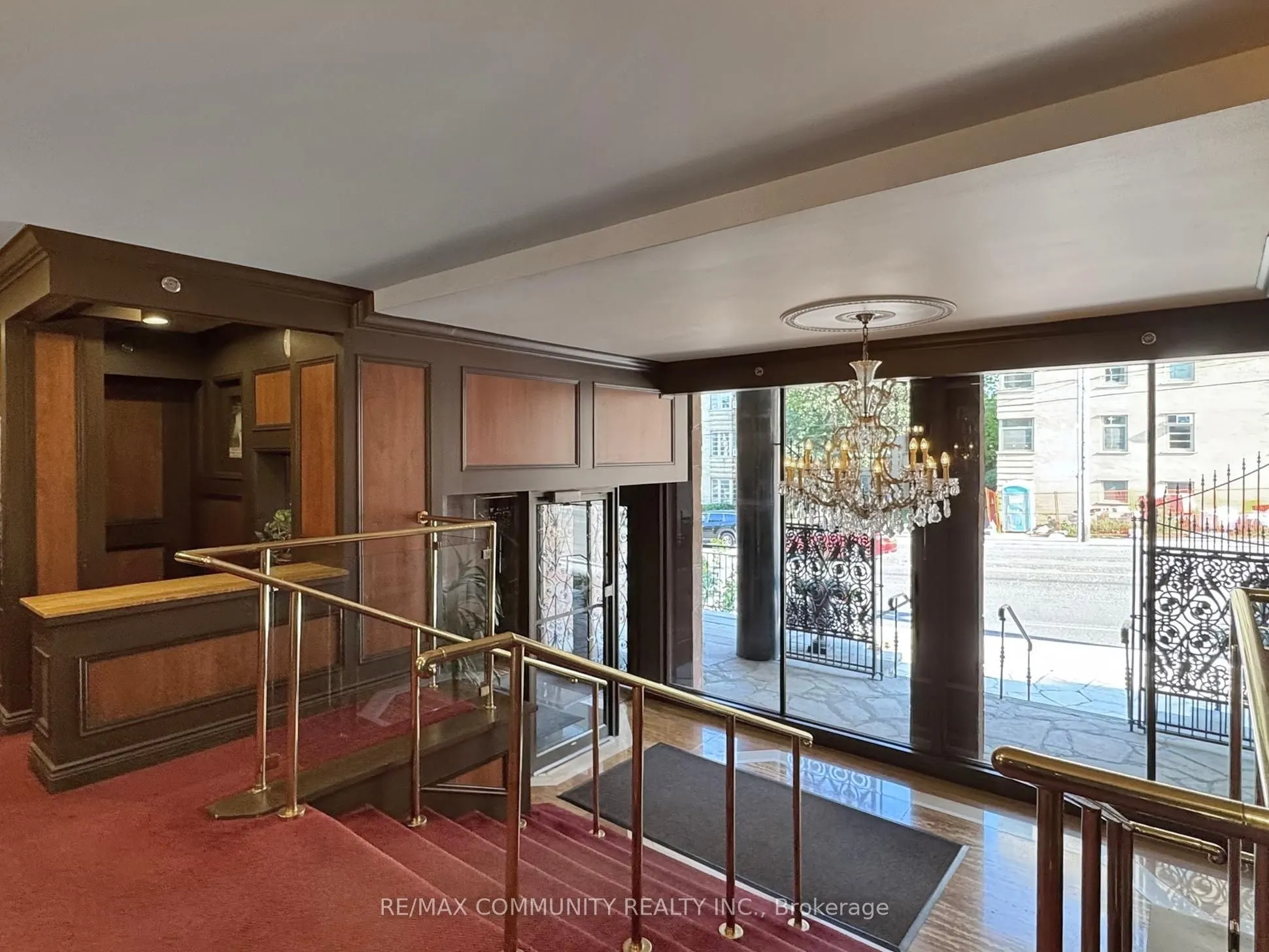 740 Eglinton Avenue W, #309