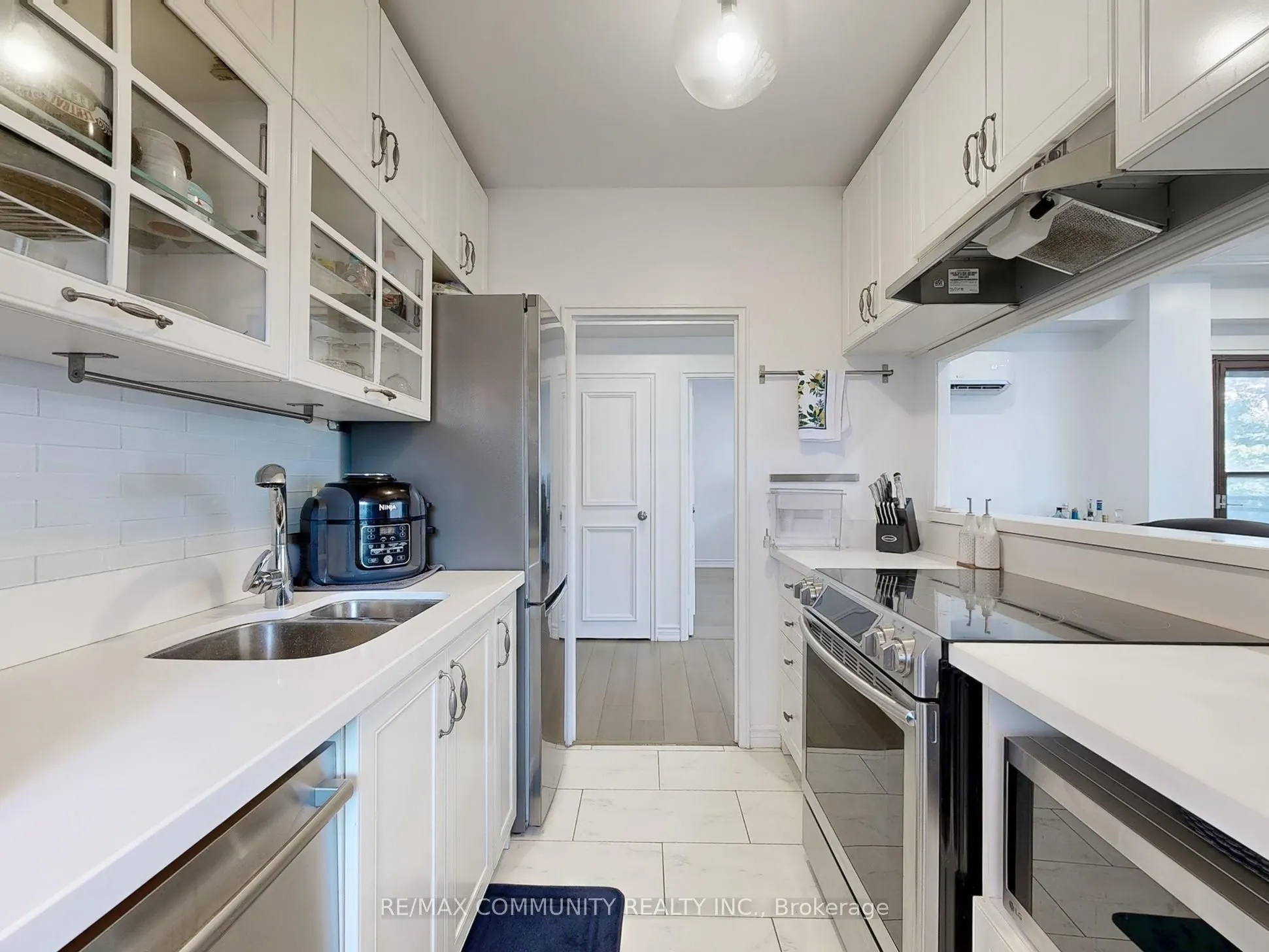 740 Eglinton Avenue W, #309