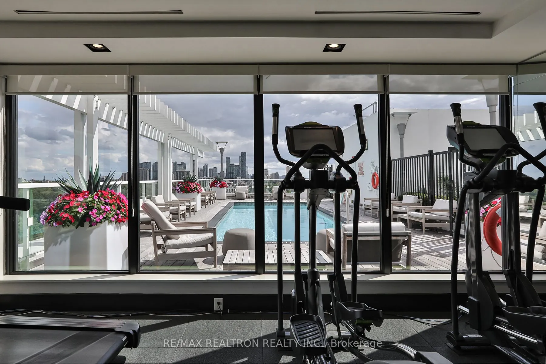 3018 Yonge Street, ##204