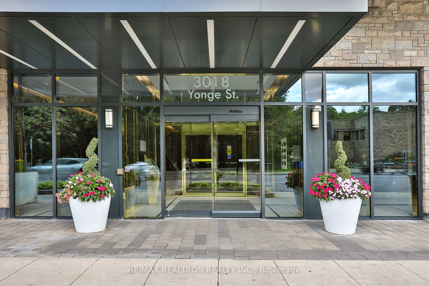 3018 Yonge Street, ##204