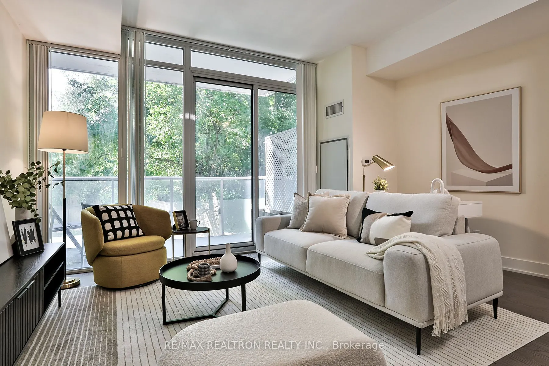 3018 Yonge Street, ##204