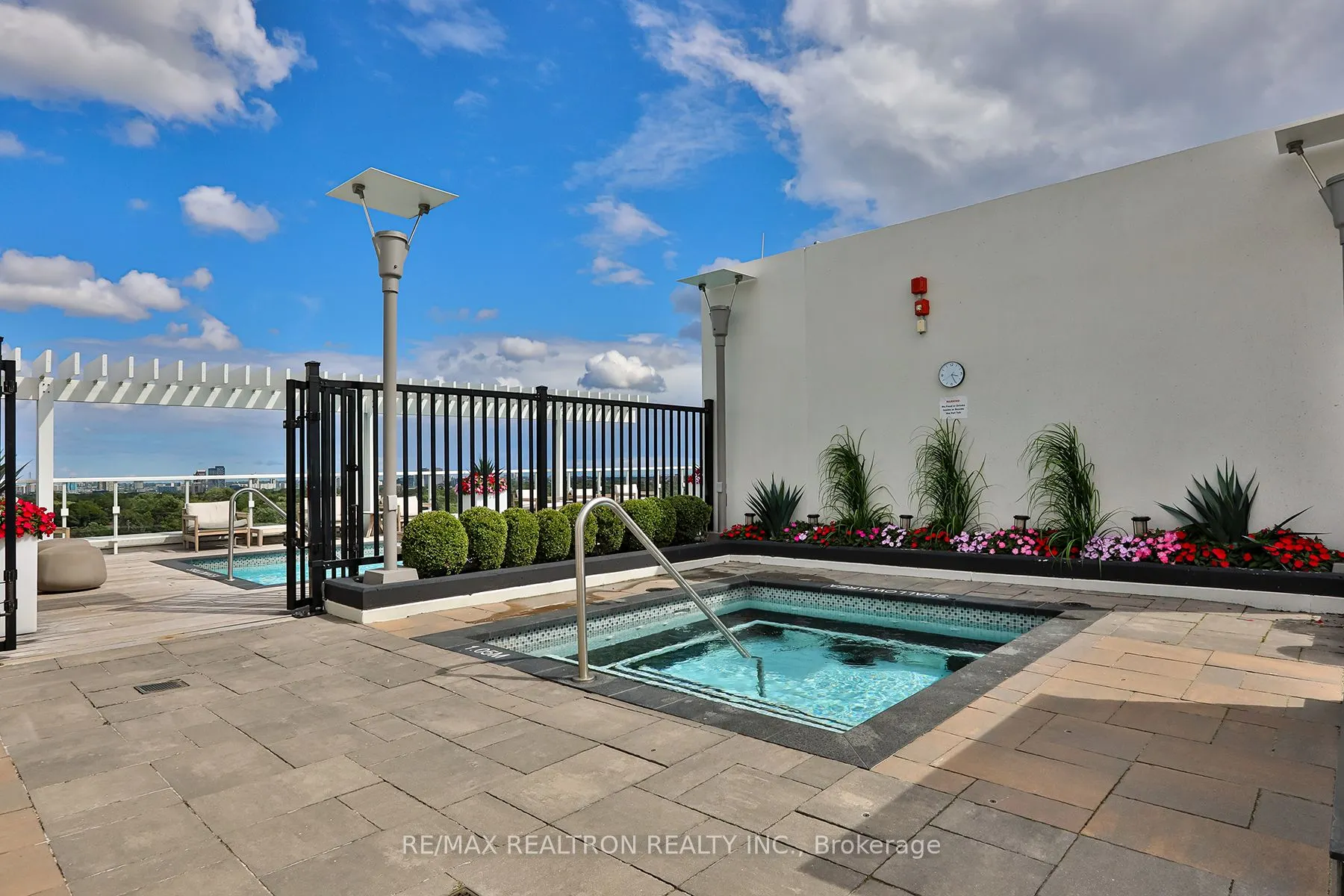 3018 Yonge Street, ##204