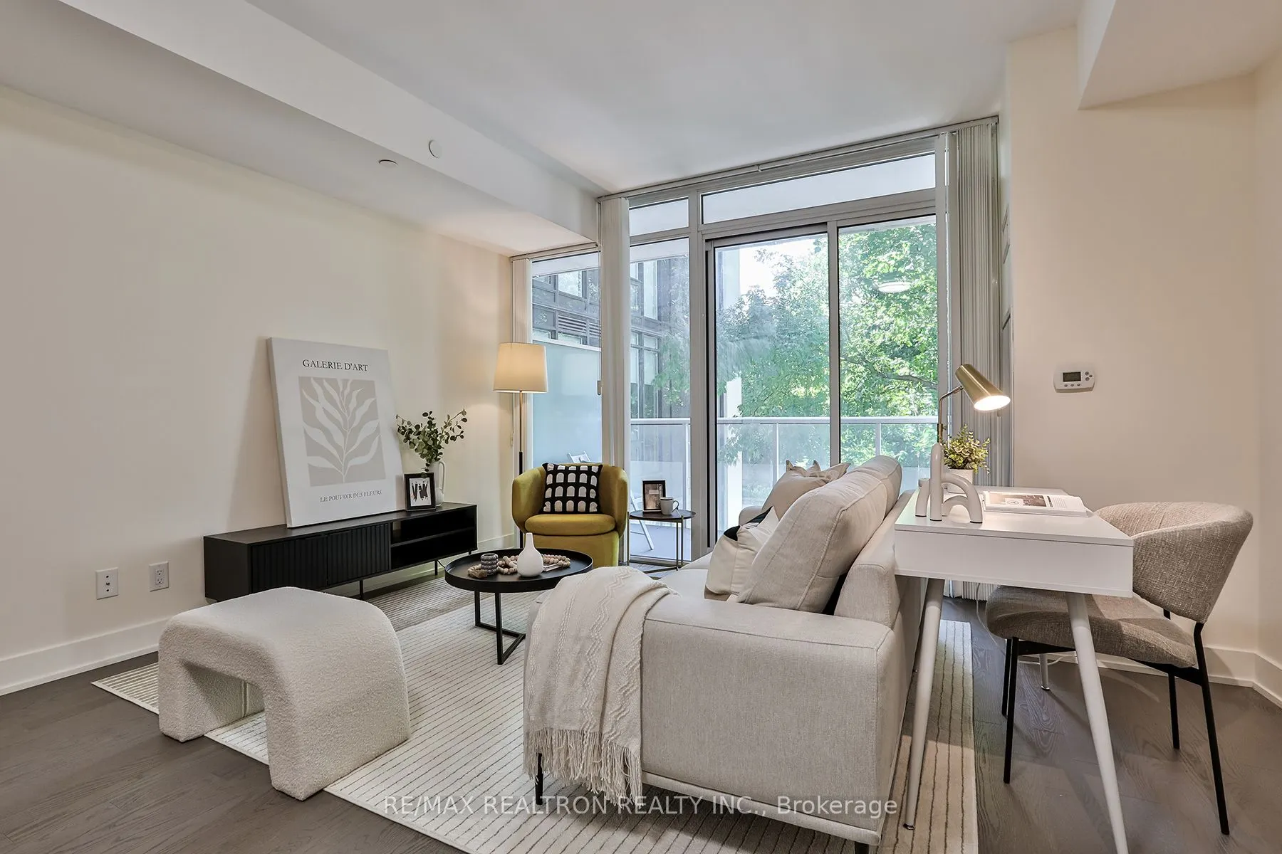 3018 Yonge Street, ##204