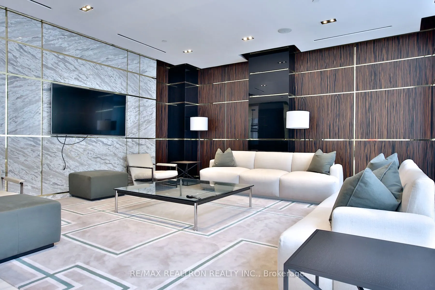 3018 Yonge Street, ##204