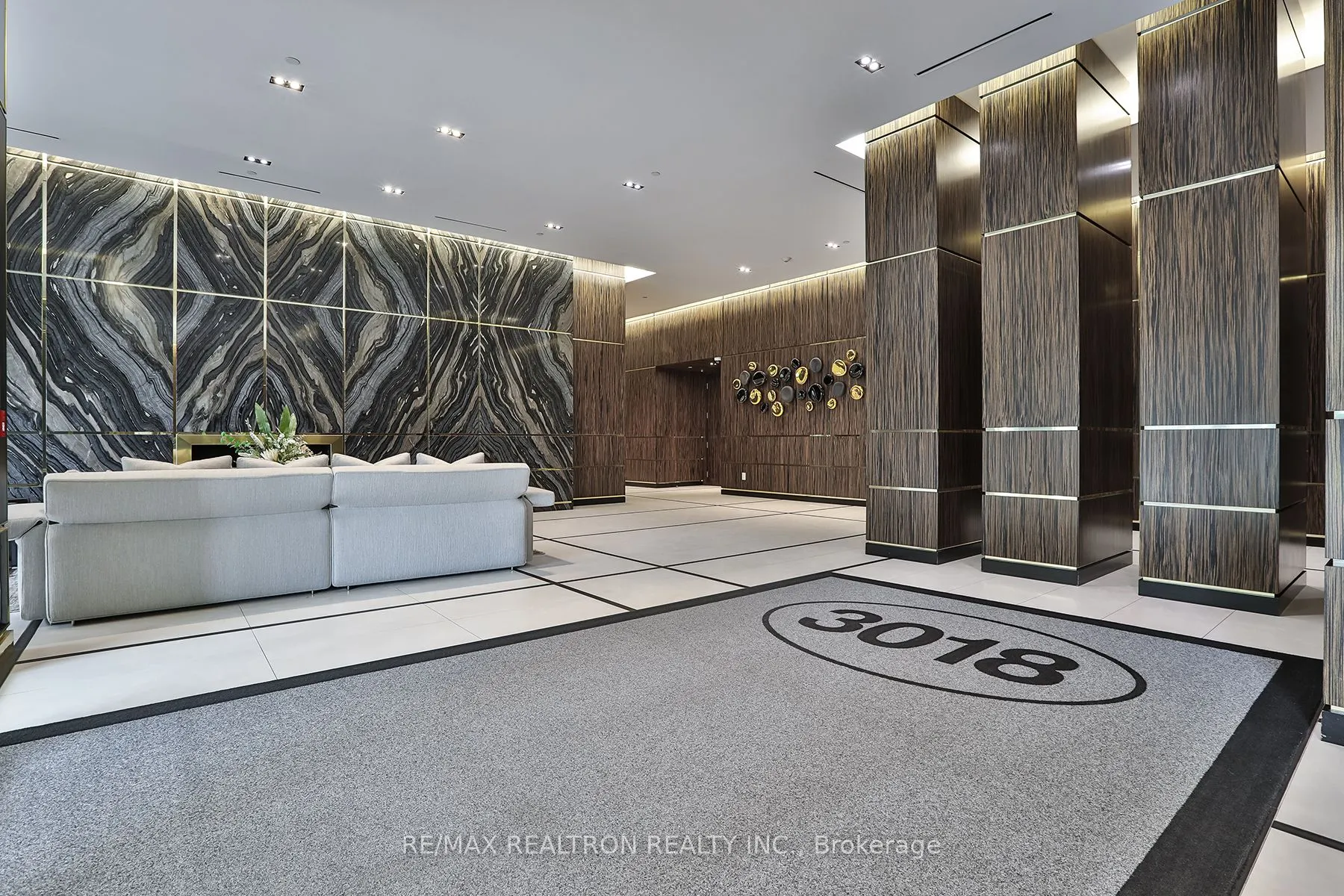 3018 Yonge Street, ##204