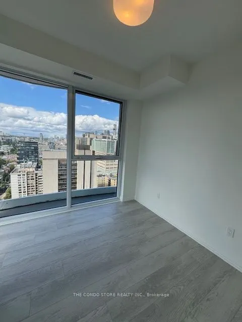280 Dundas Street, #2511