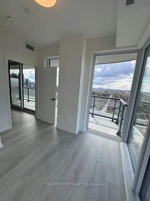280 Dundas Street, #2511