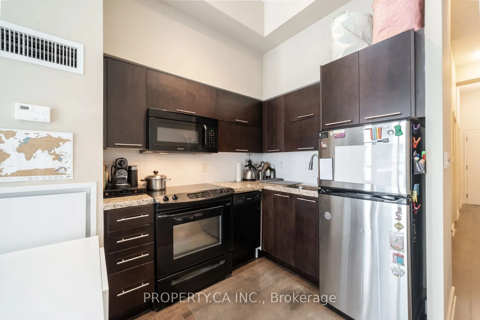 126 Simcoe Street, #708