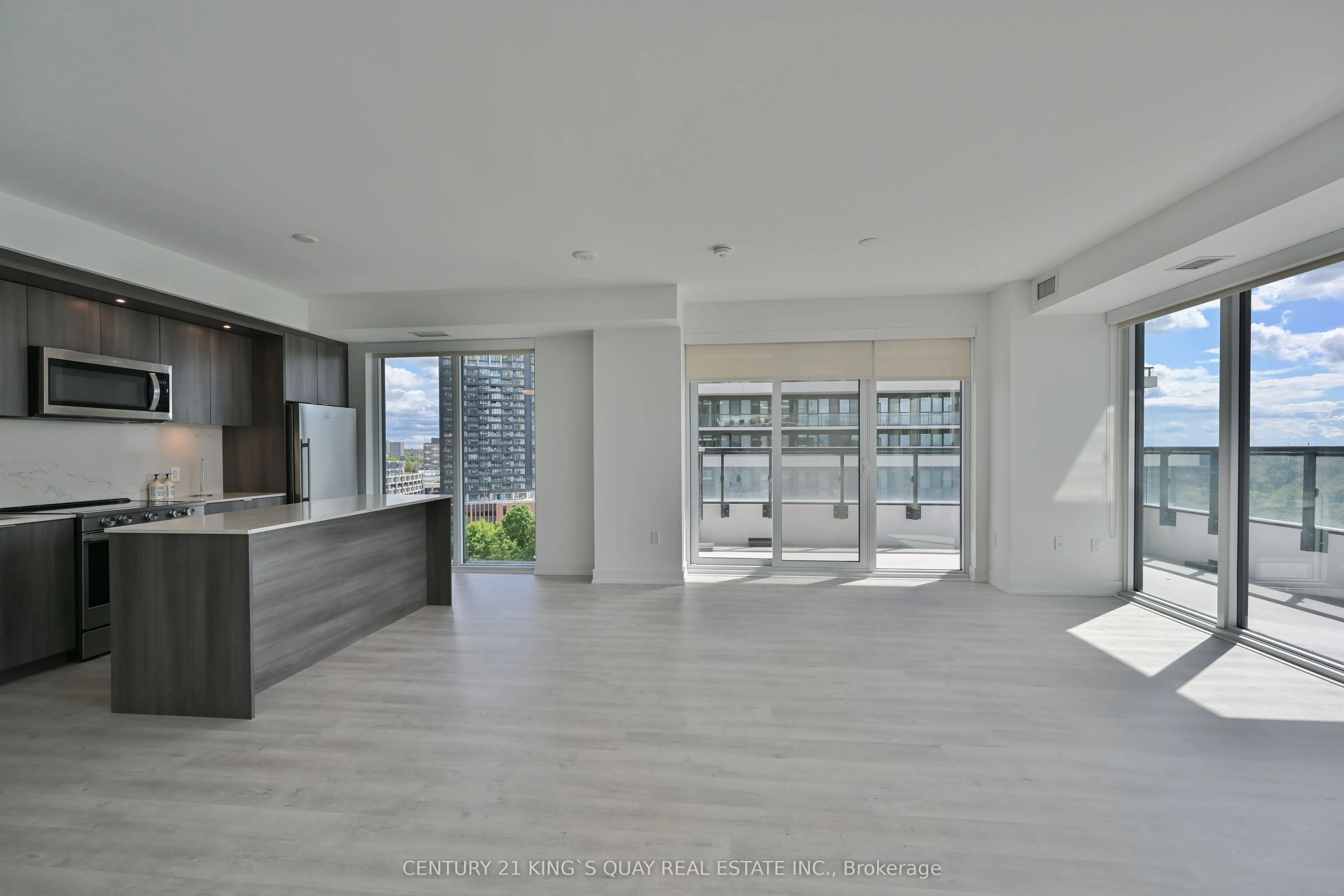 20 Inn On The Park Drive, #1132