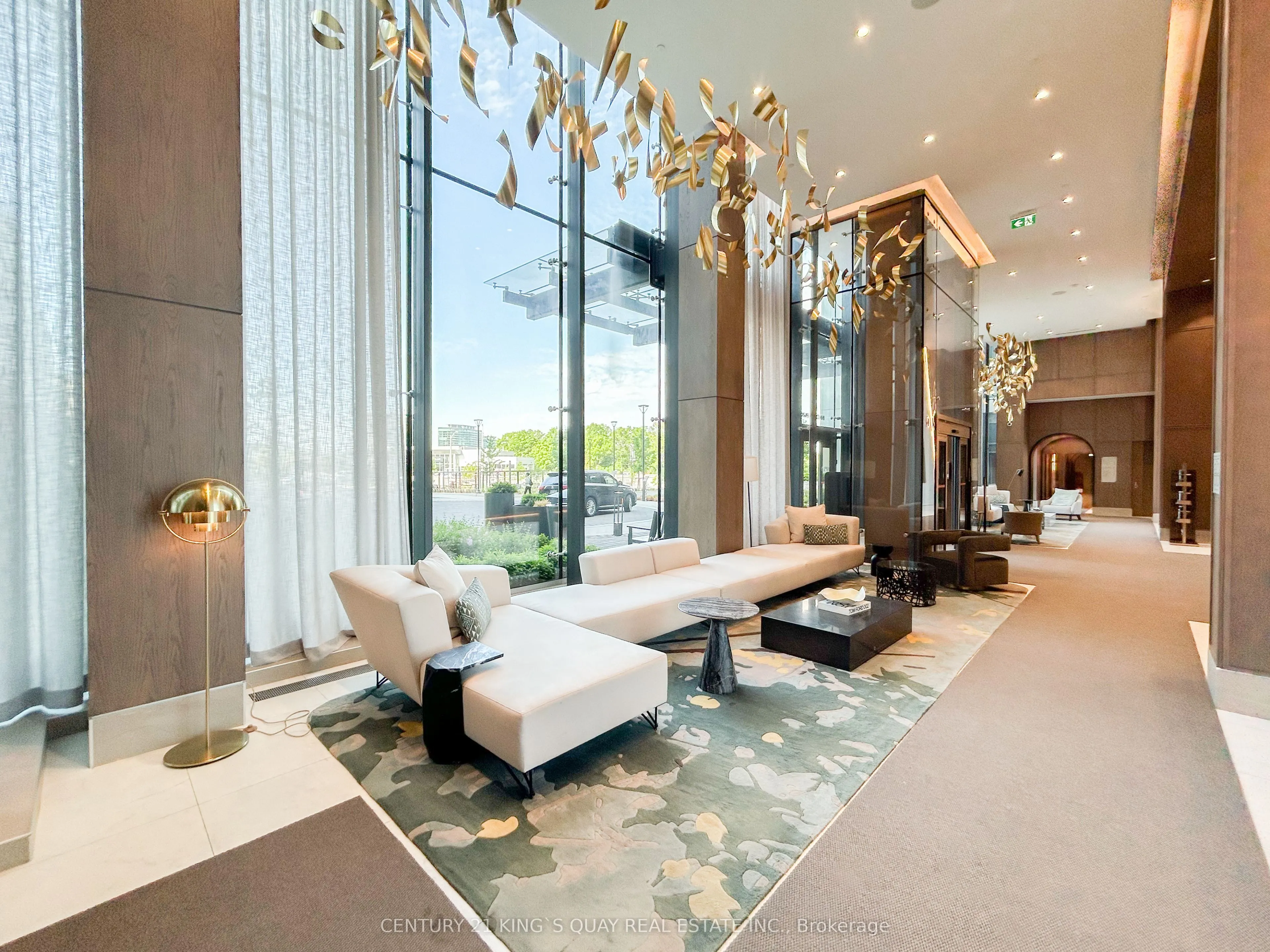 20 Inn On The Park Drive, #1132