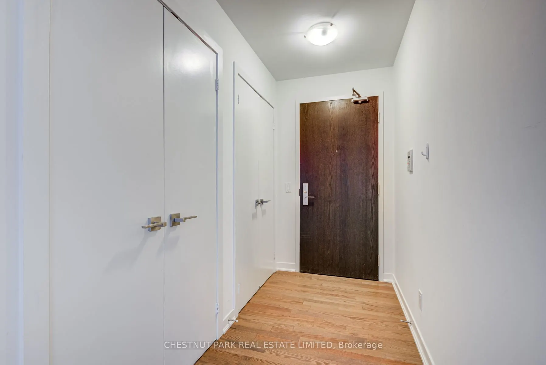 770 Bay Street, #1106