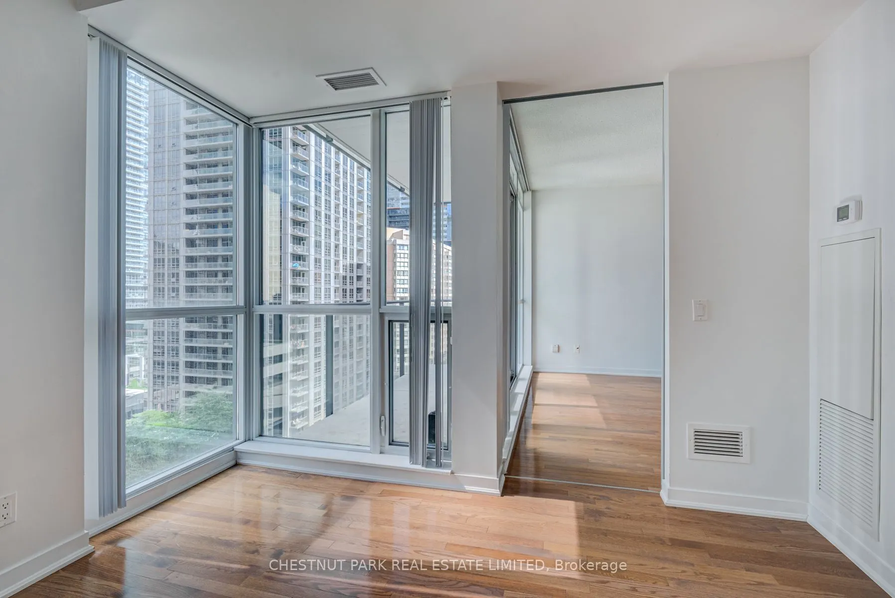 770 Bay Street, #1106