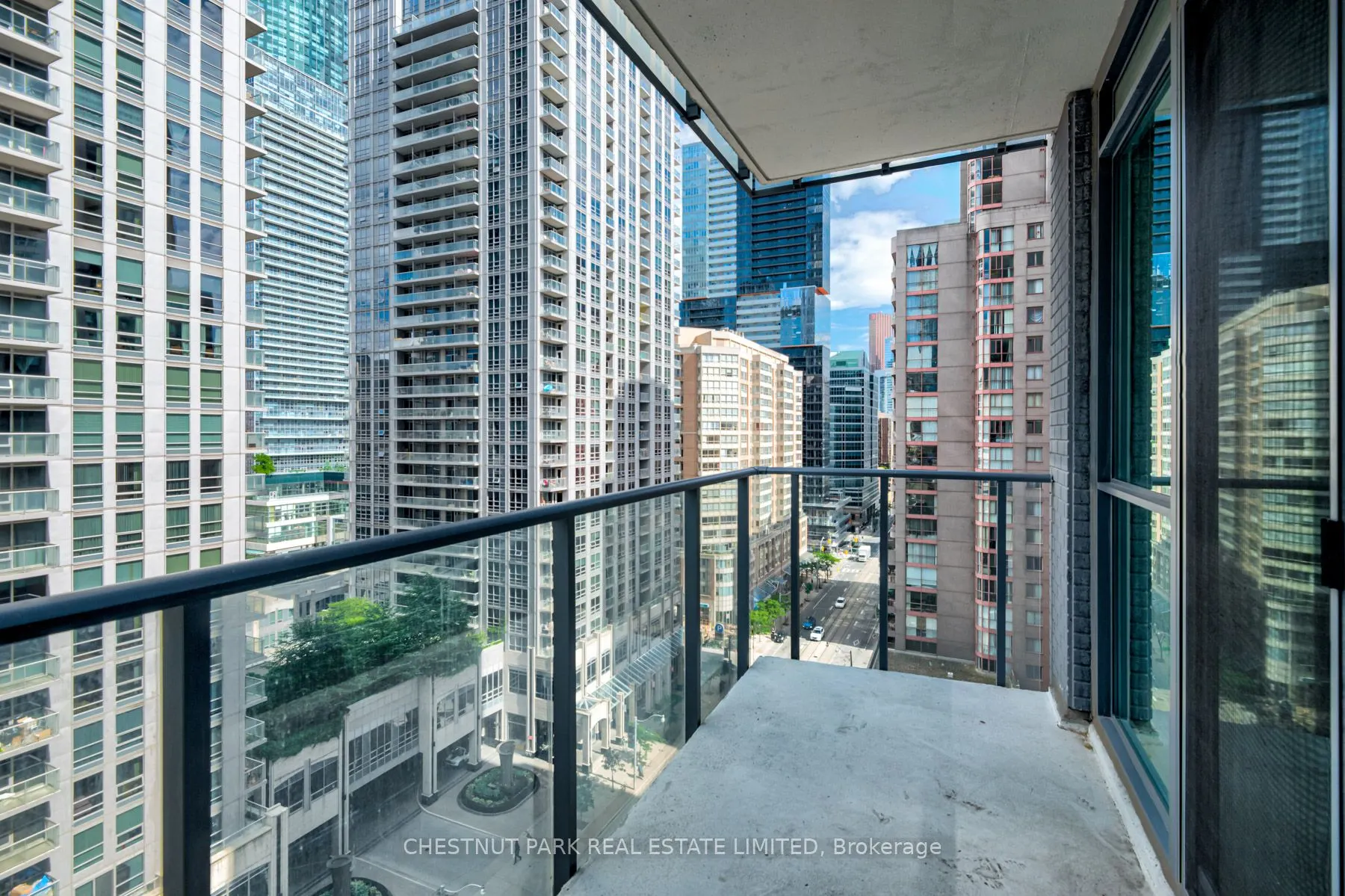 770 Bay Street, #1106