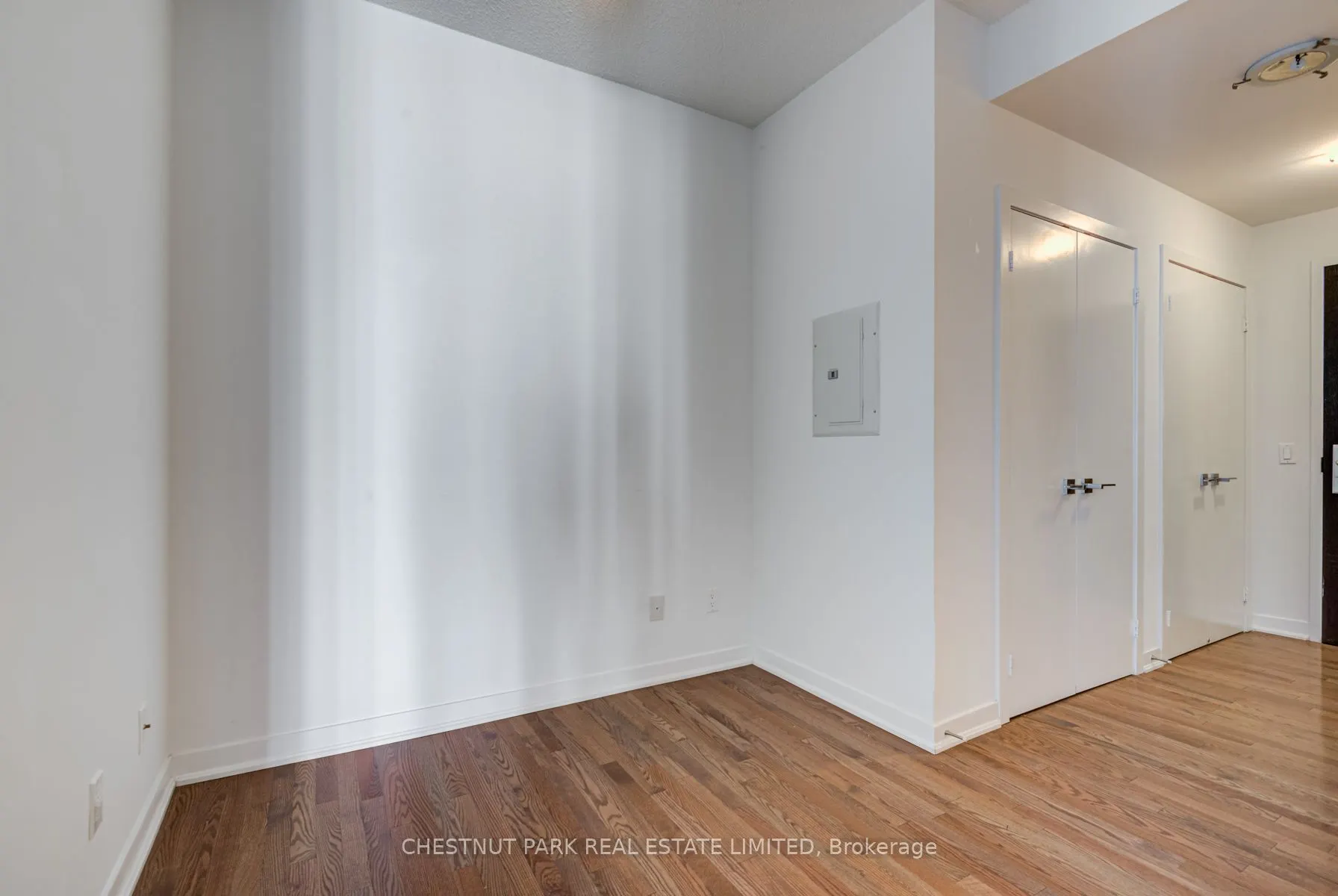 770 Bay Street, #1106