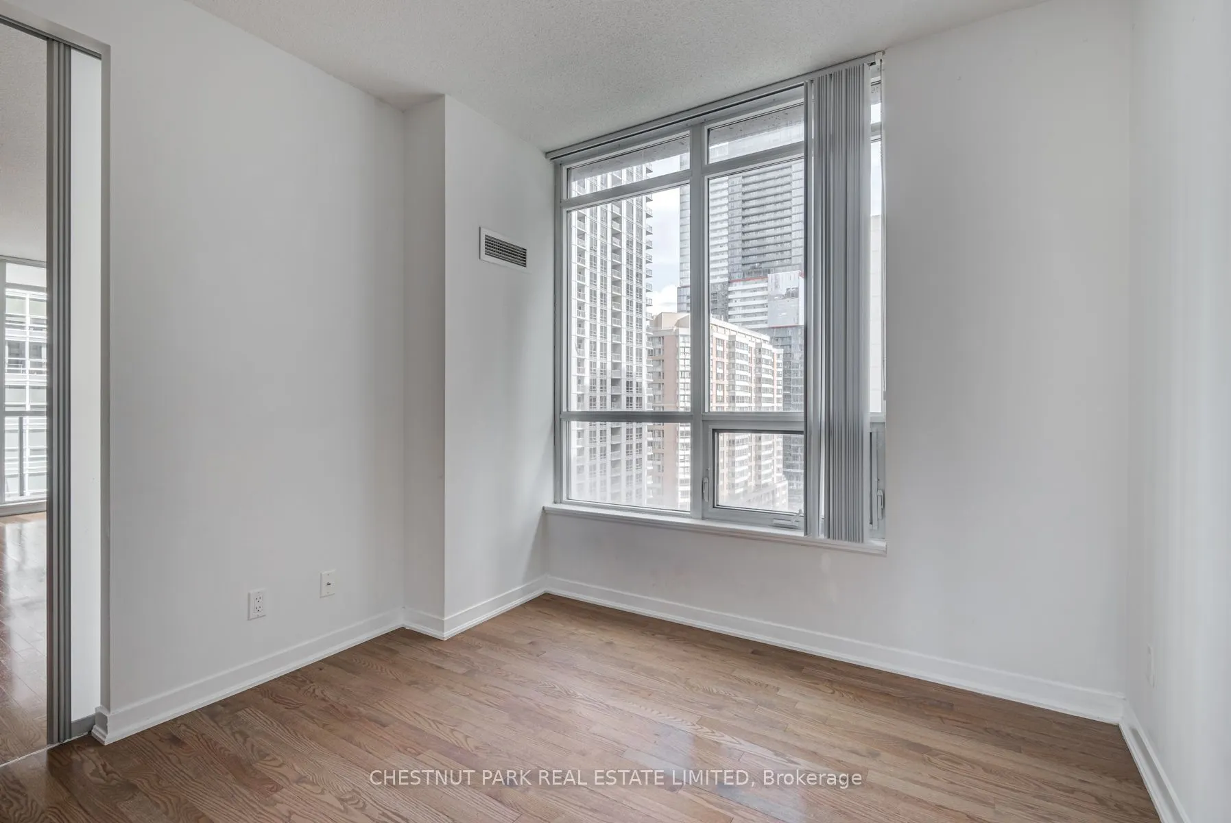 770 Bay Street, #1106