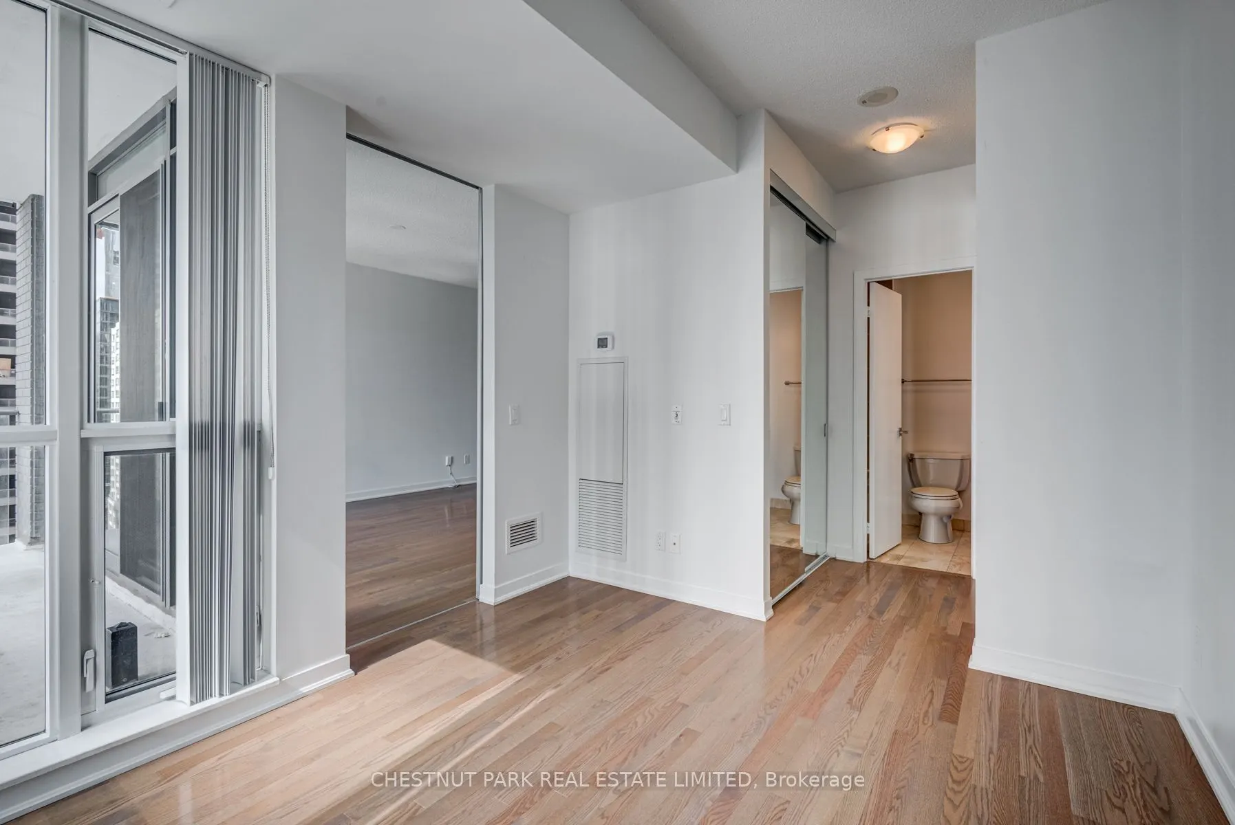 770 Bay Street, #1106